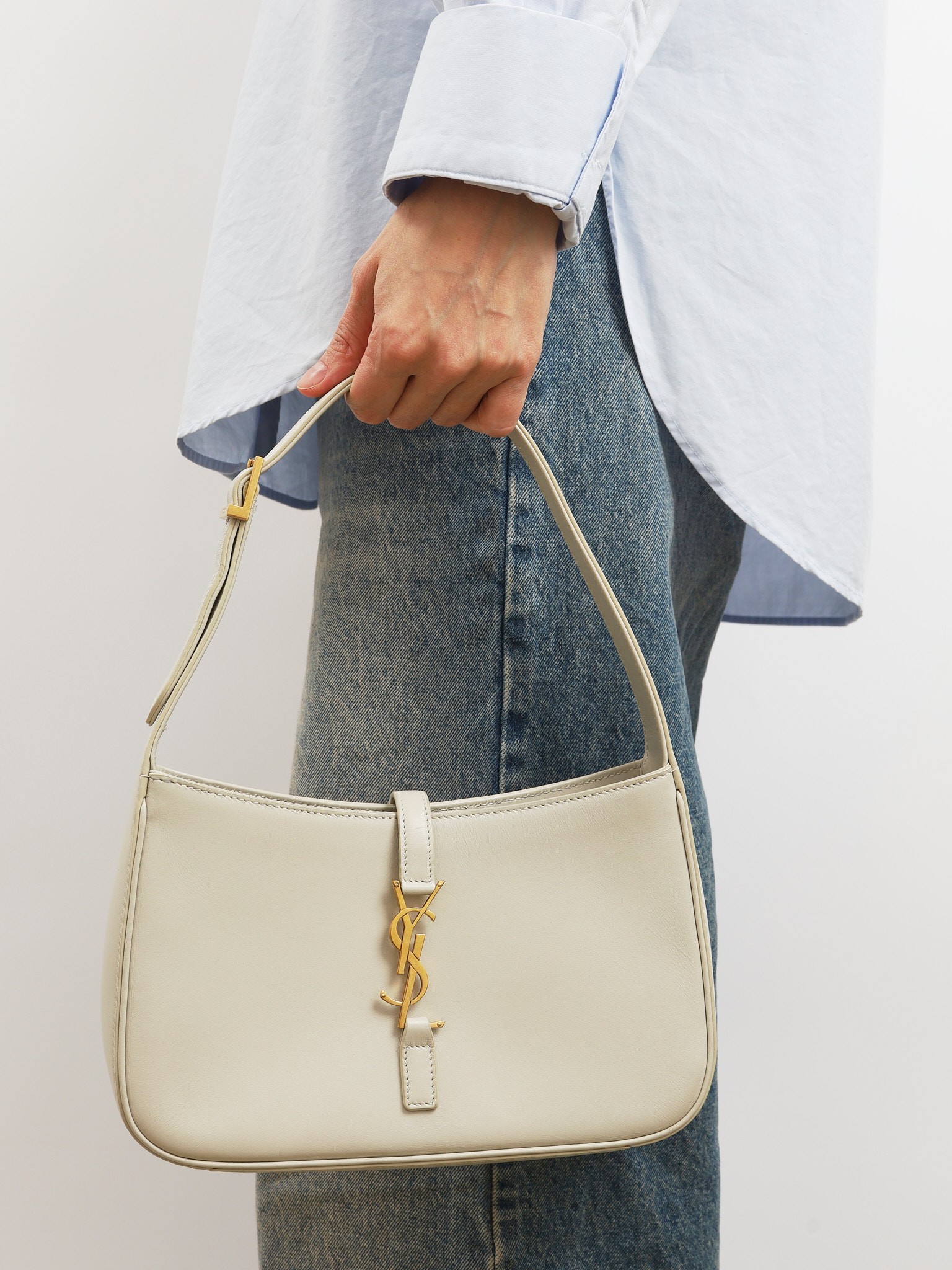 Saint Laurent Le 5 a 7 1