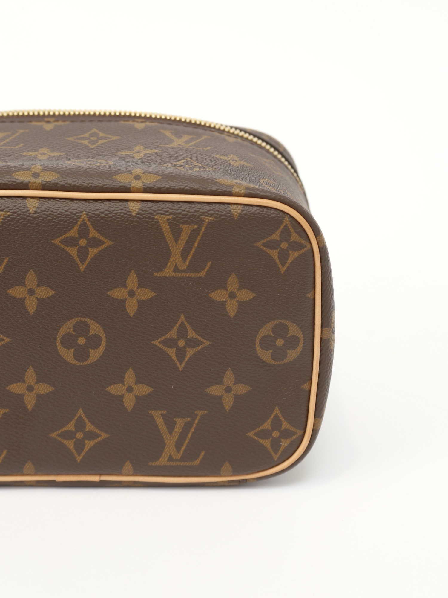 Louis Vuitton Nice  7