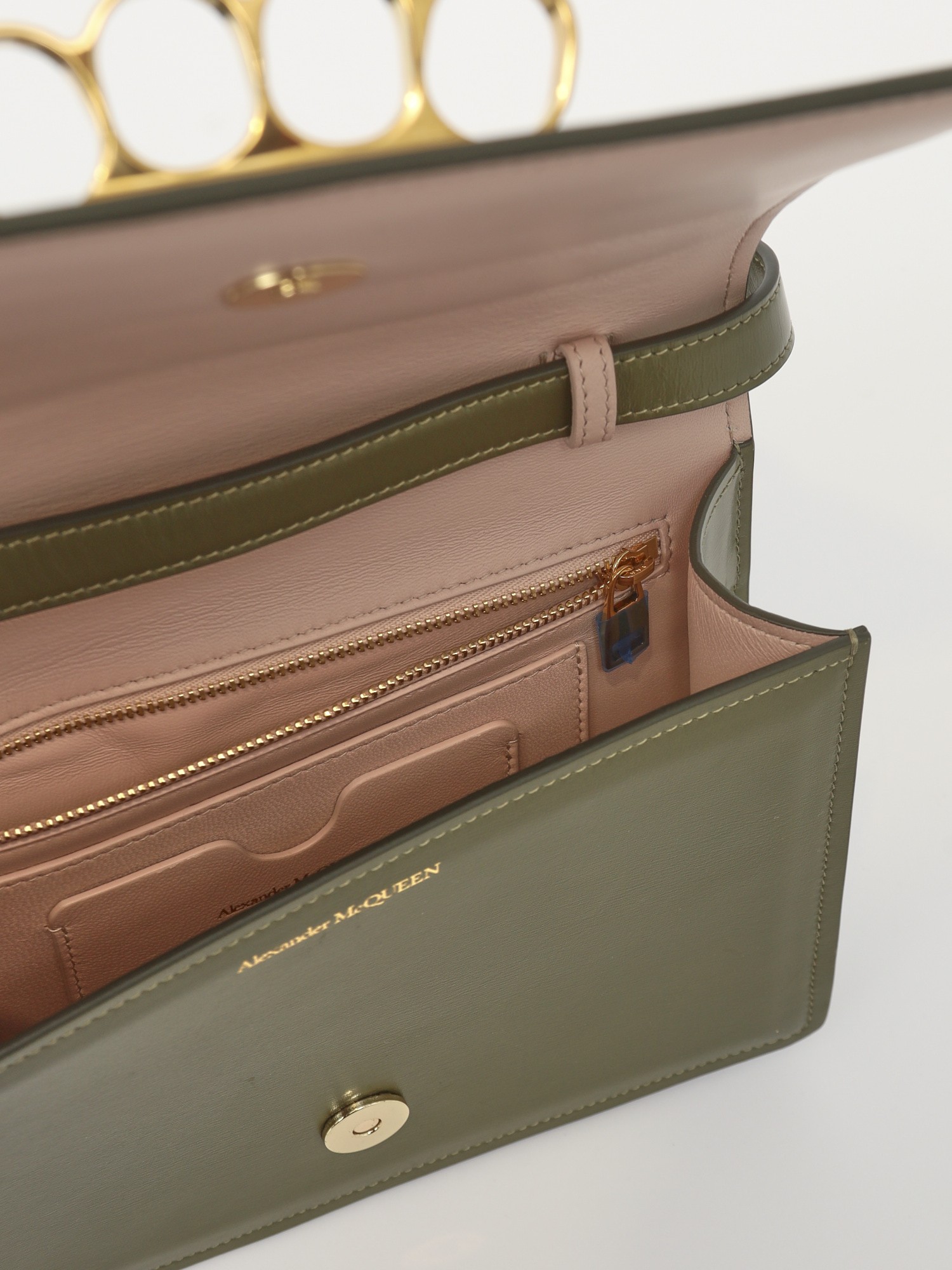 Alexander McQueen Knuckle  8