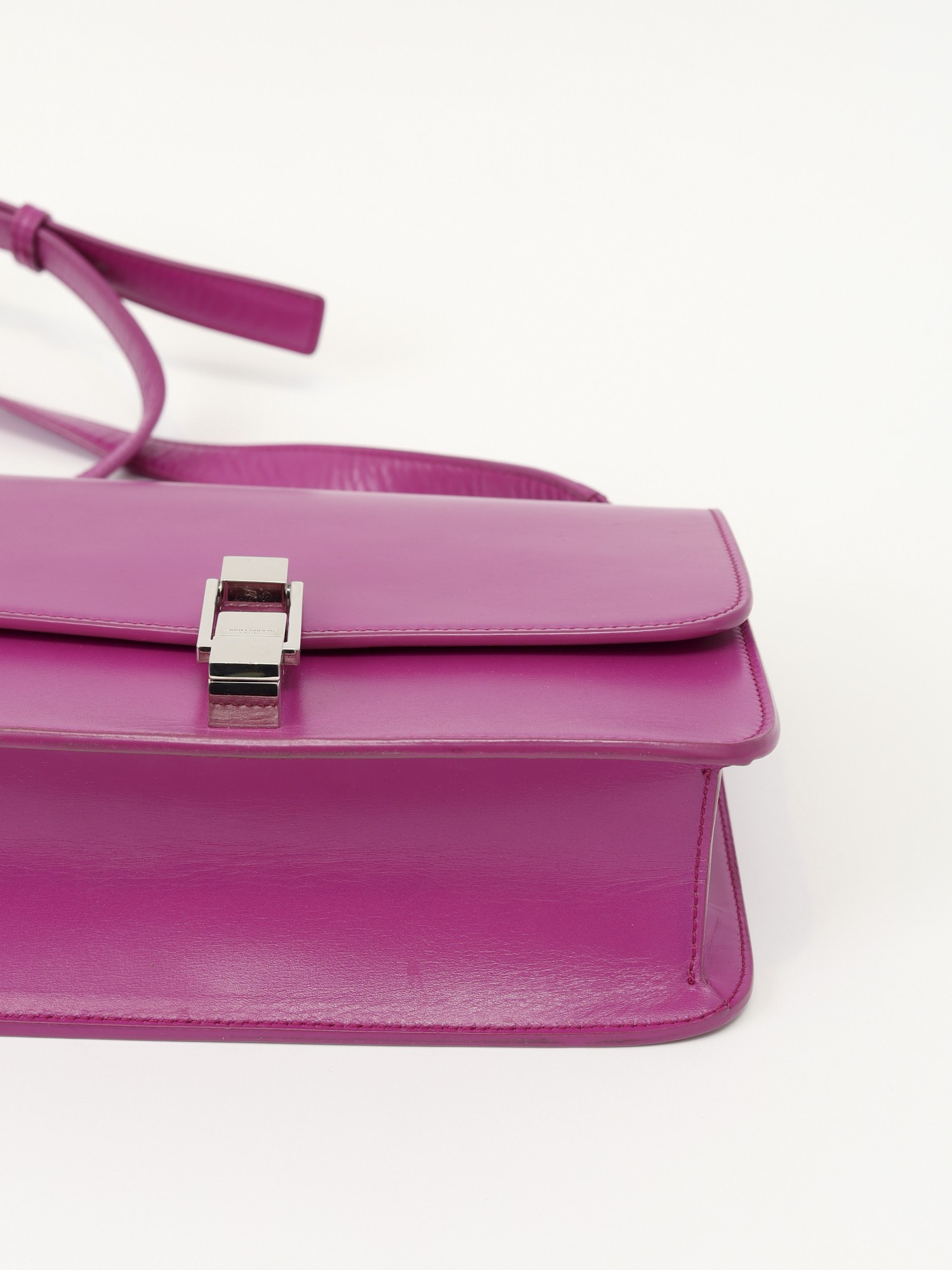 Saint Laurent Le Carre 8