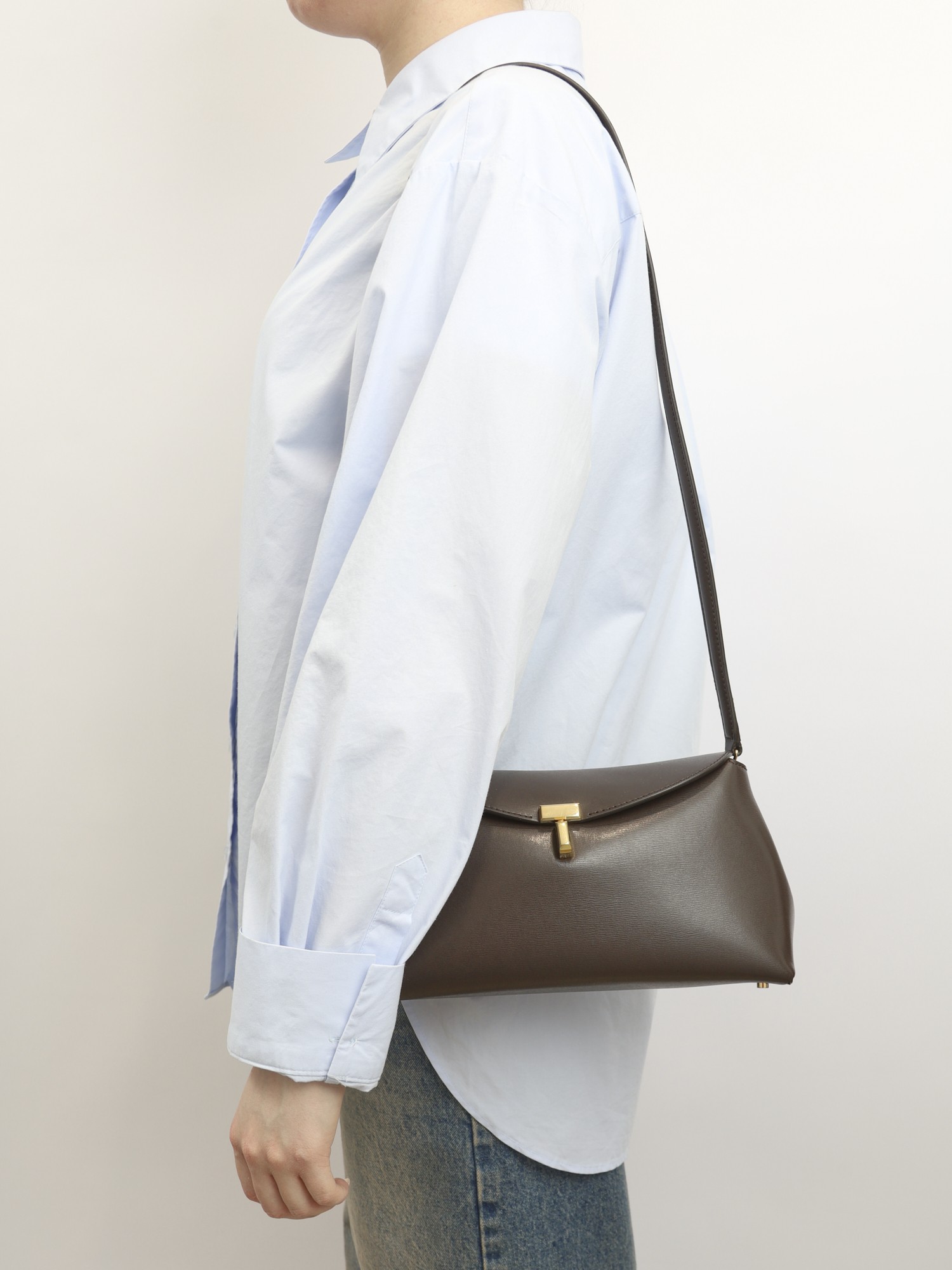 Toteme T-Lock  2