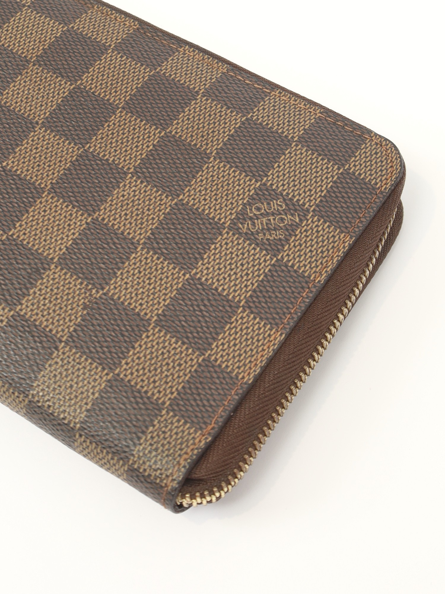 Louis Vuitton Wallet 4