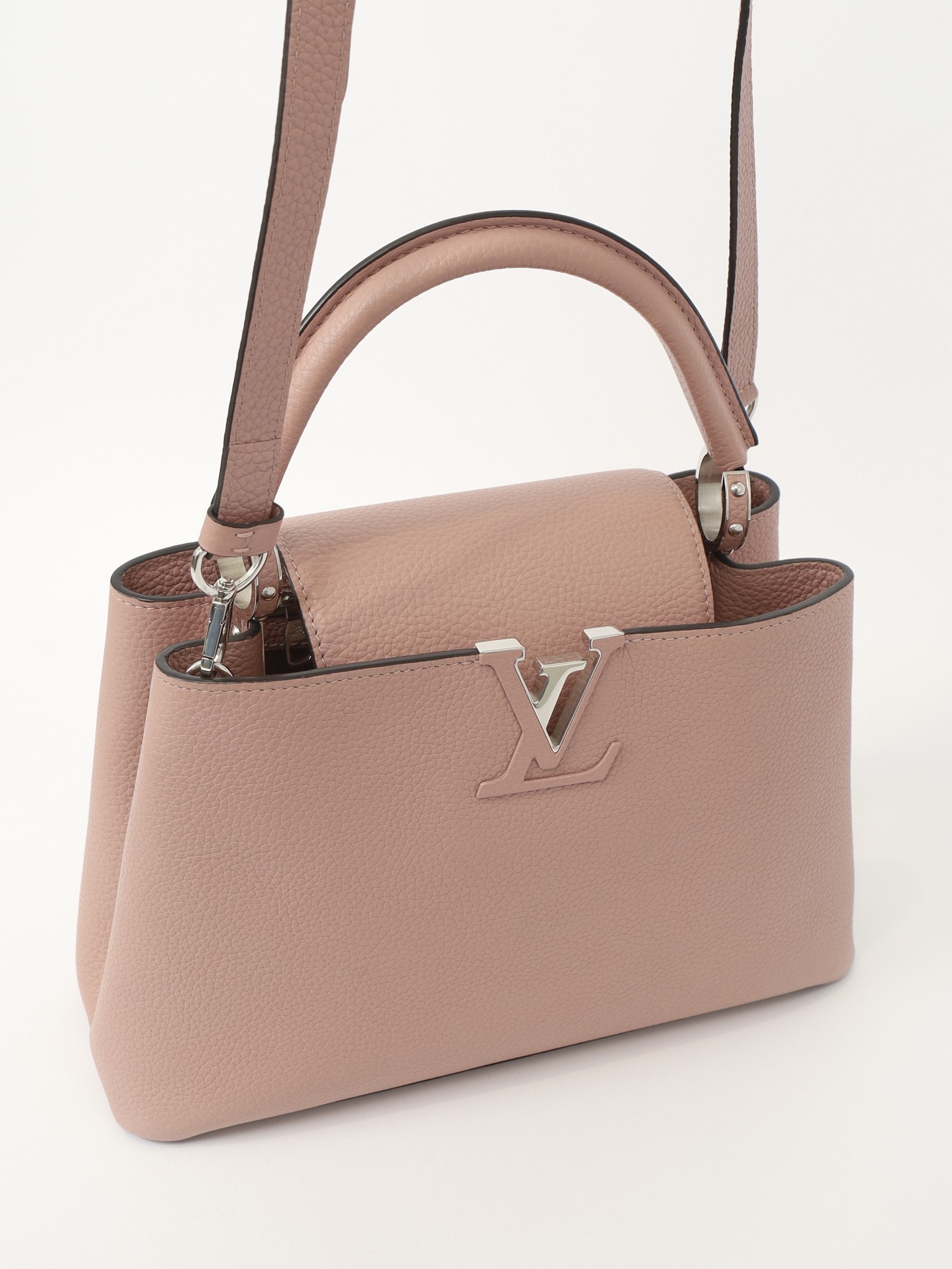 Louis Vuitton Capucines  4