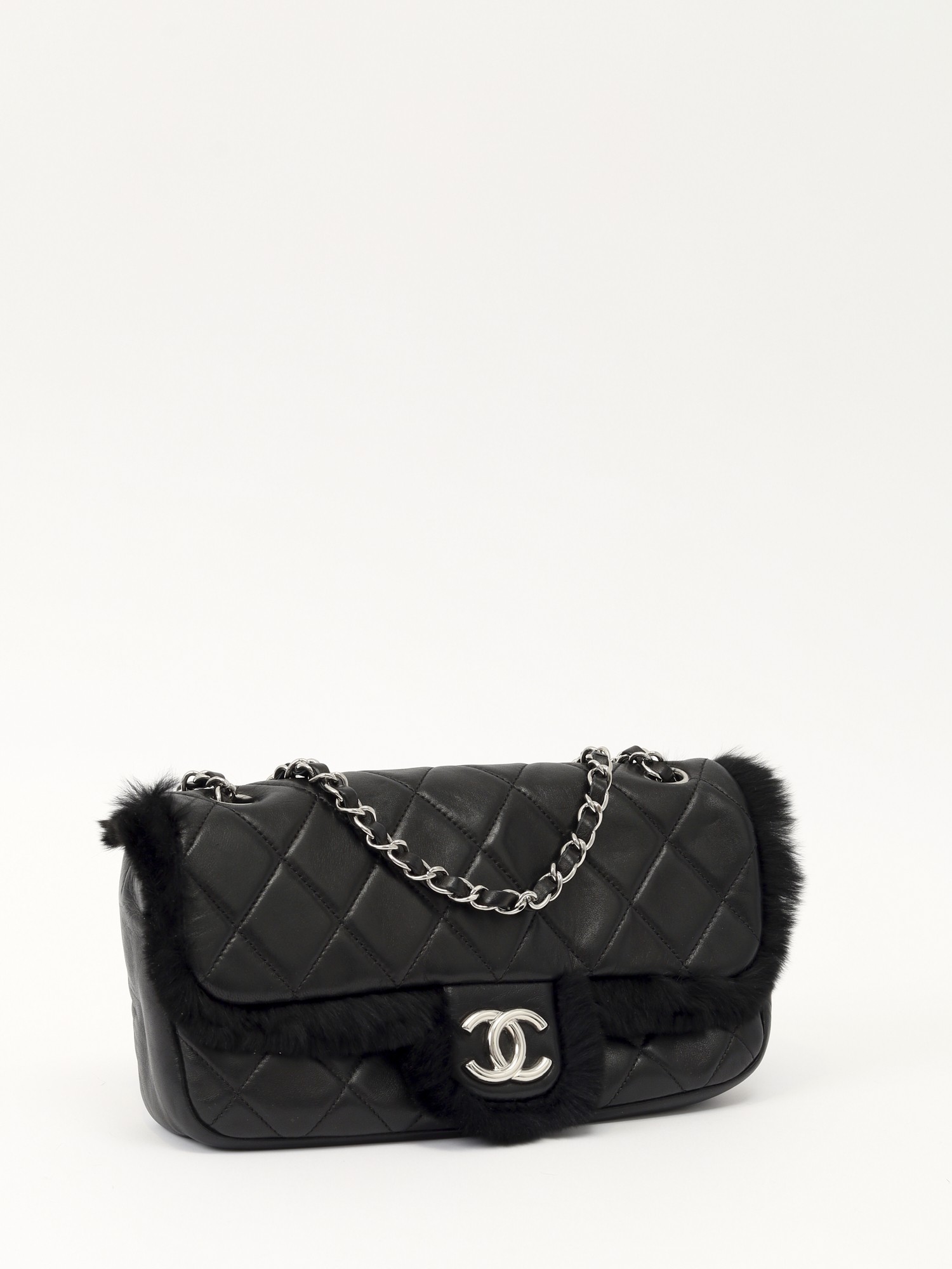 Chanel Timeless Classic 2