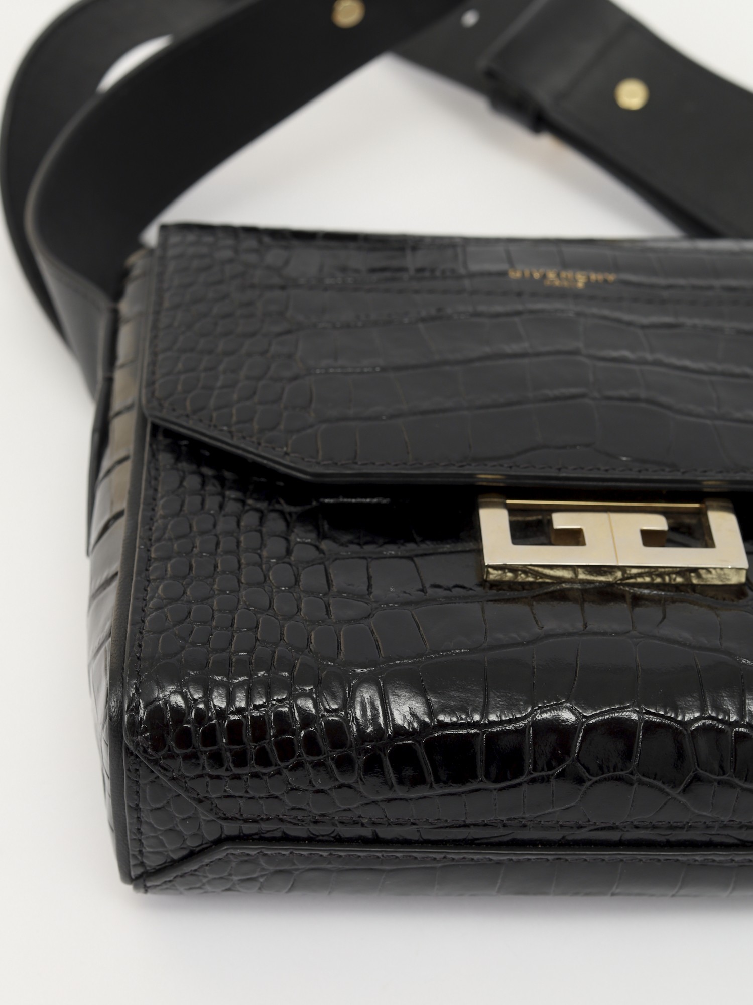 Givenchy Eden  6