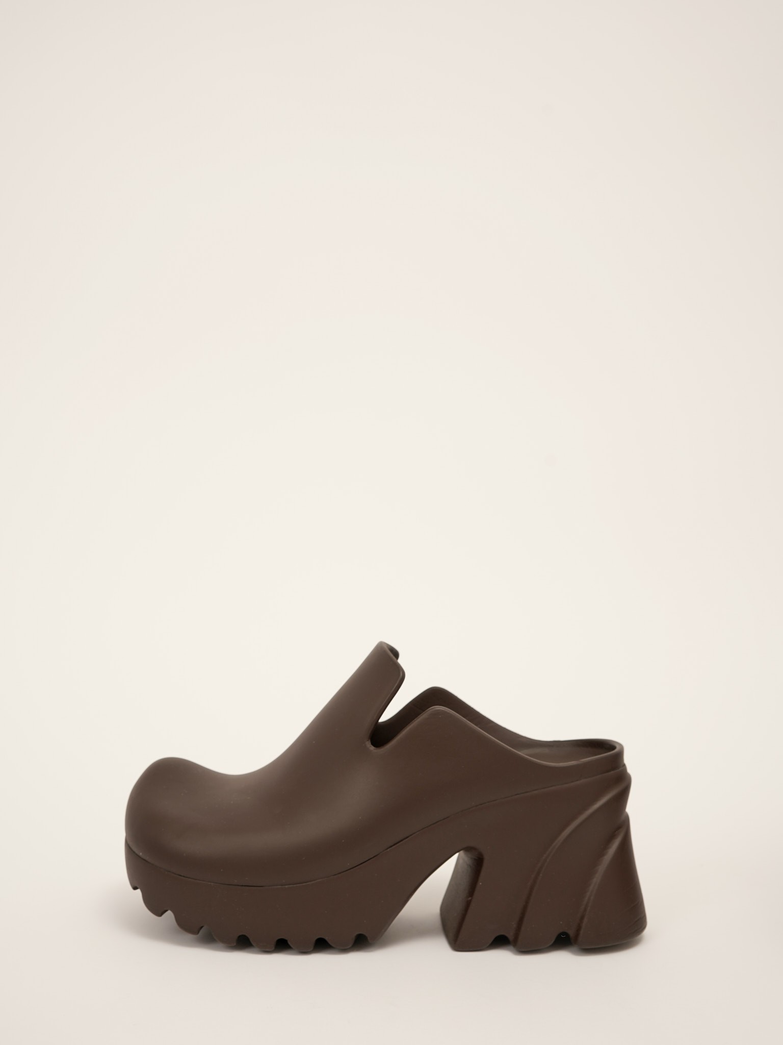 Bottega Veneta  39 2