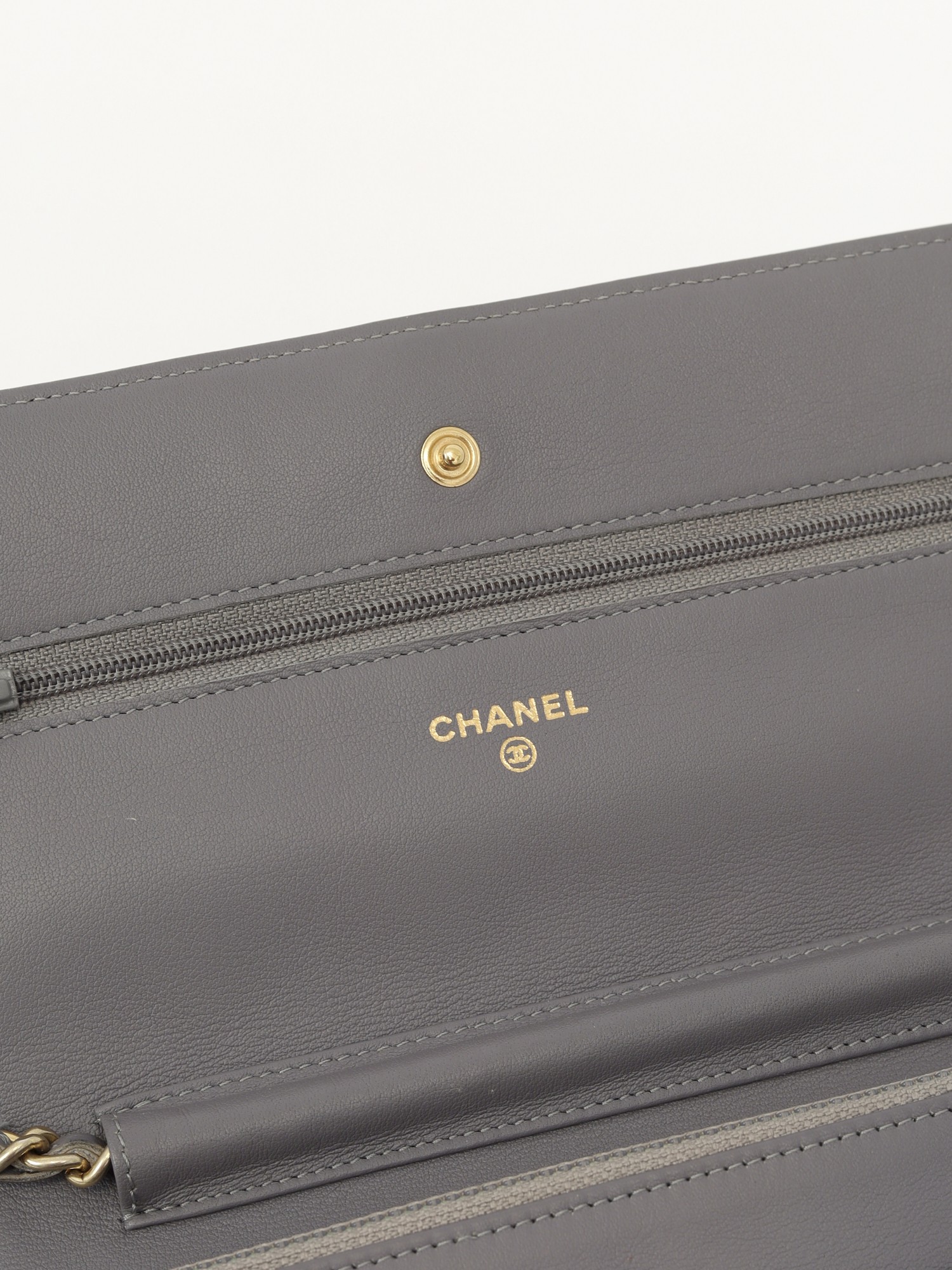 Chanel 2.55 10