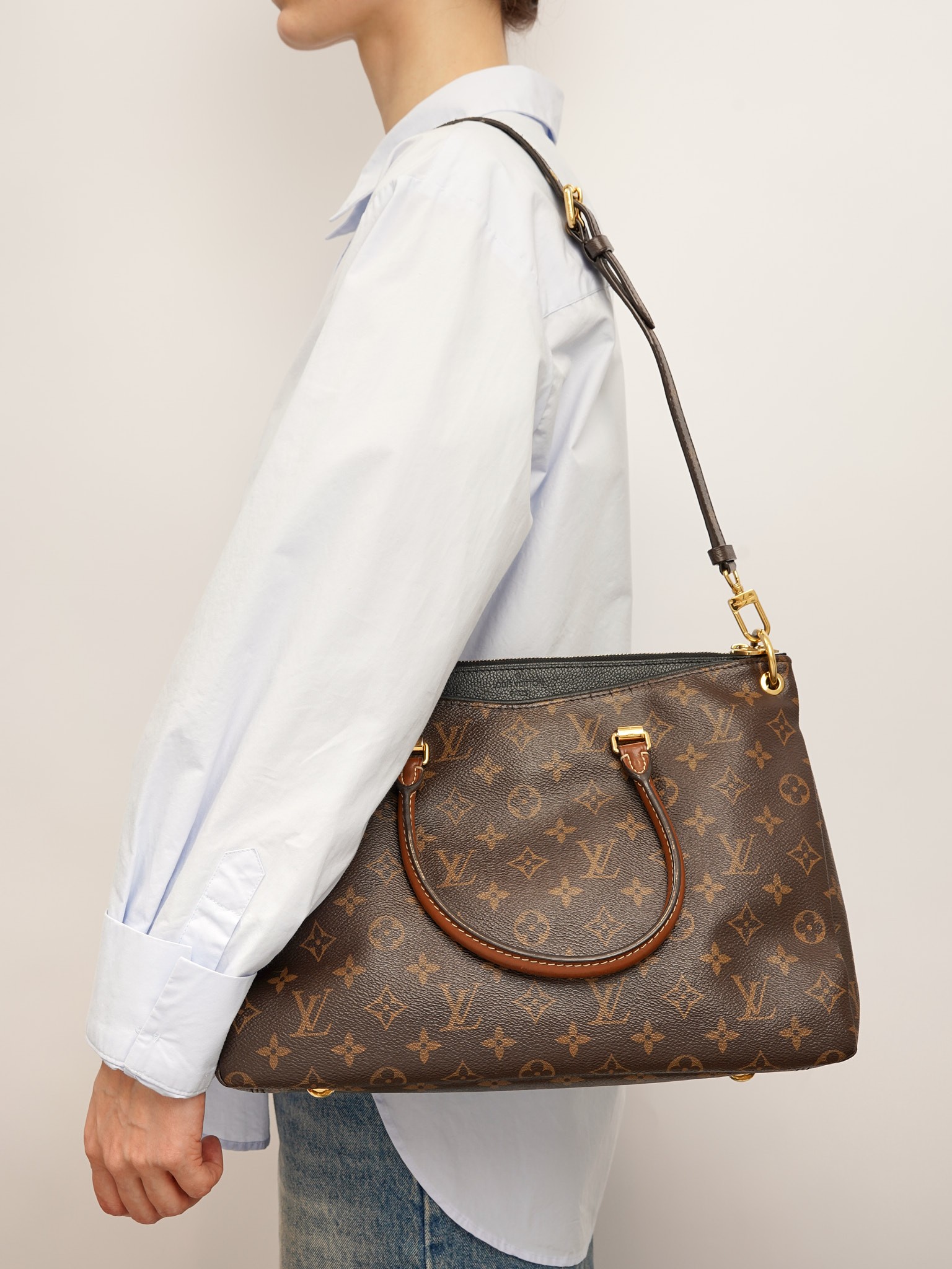 Louis Vuitton Pallas  2