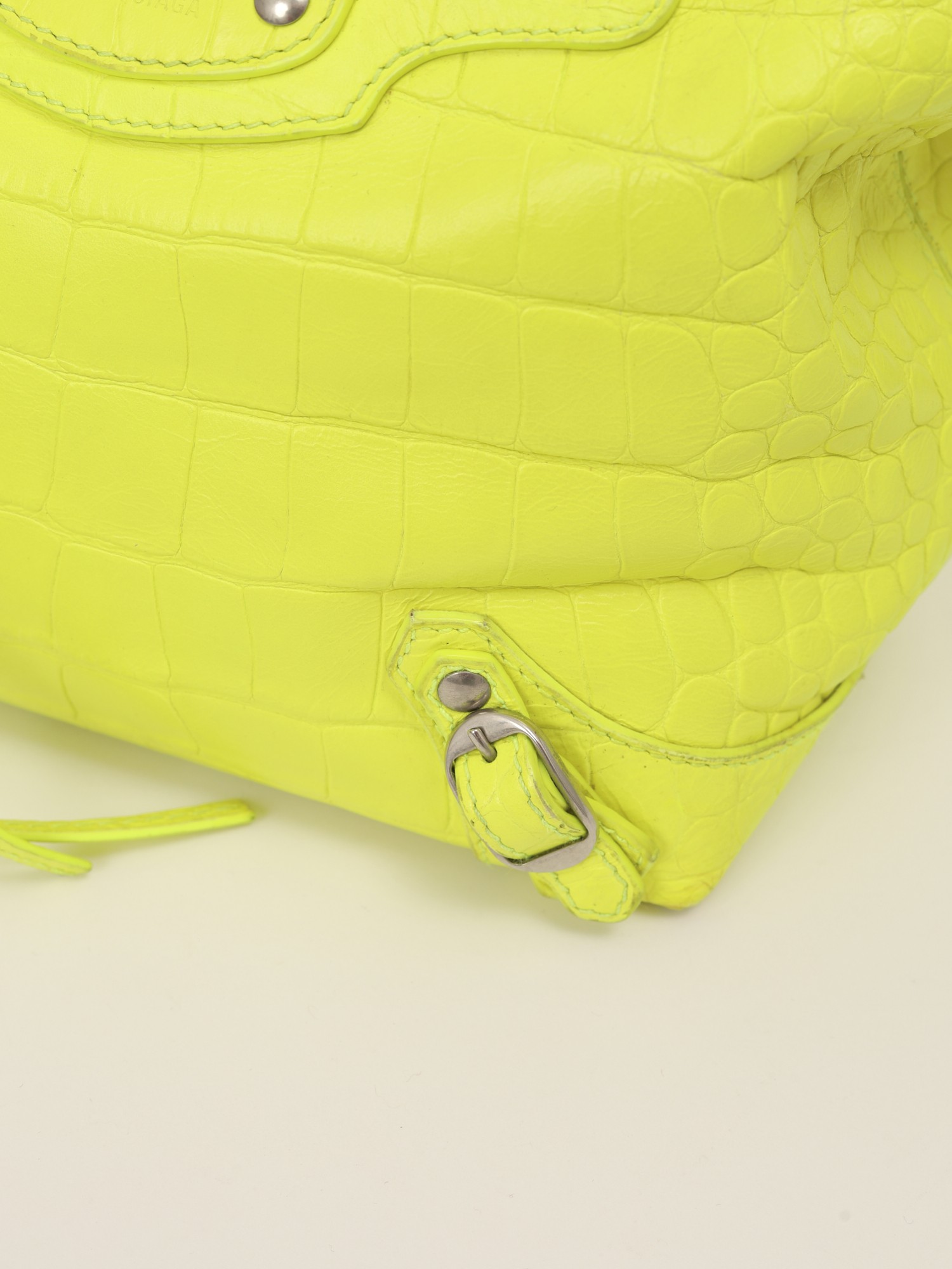 Balenciaga Leather Bag 8