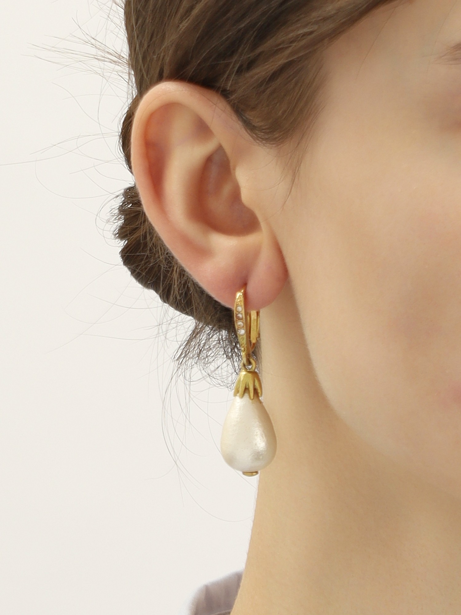 Oscar de la Renta Earrings 1