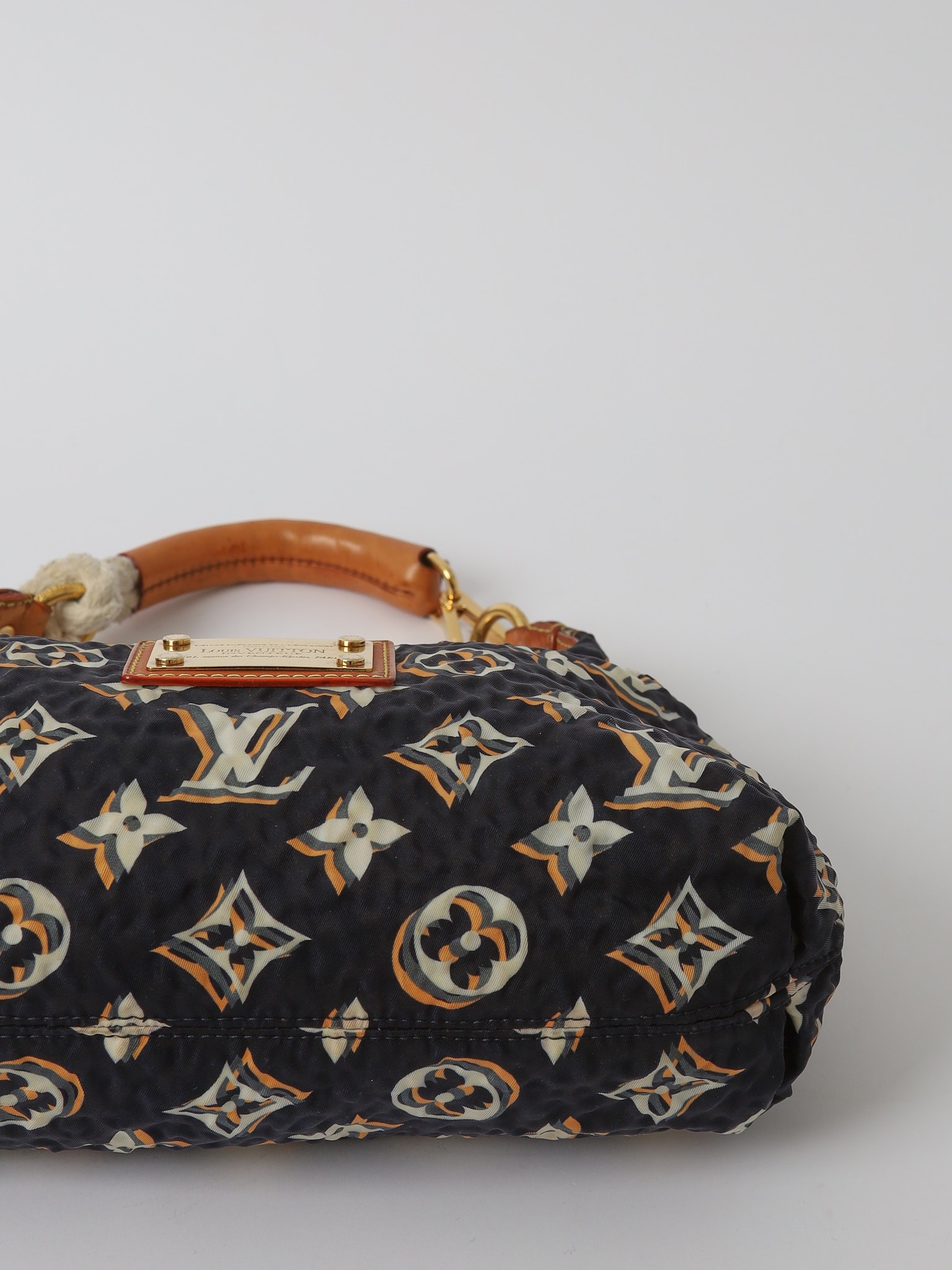 Louis Vuitton Bulle 9