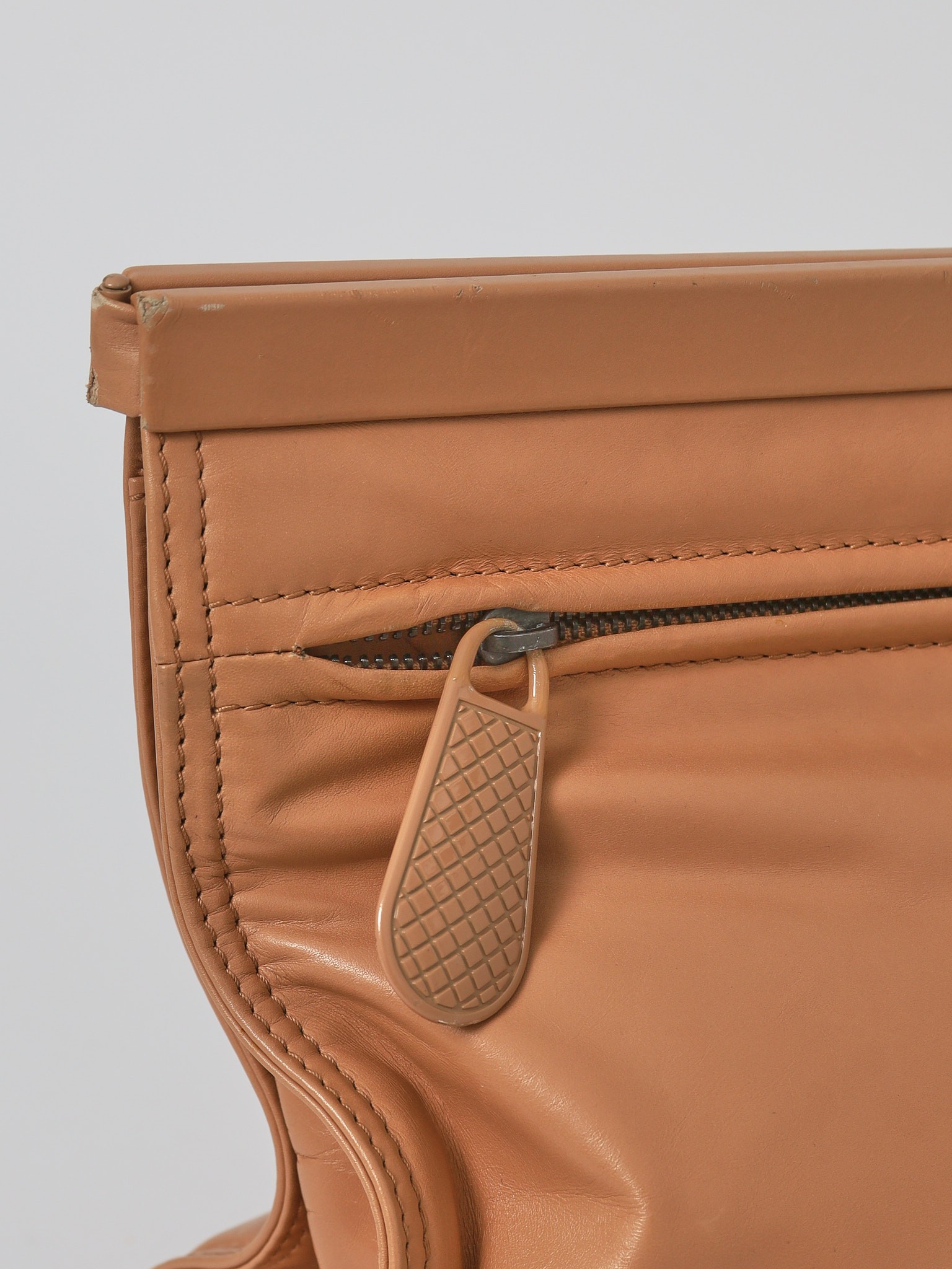 Bottega Veneta Leather Bag 5