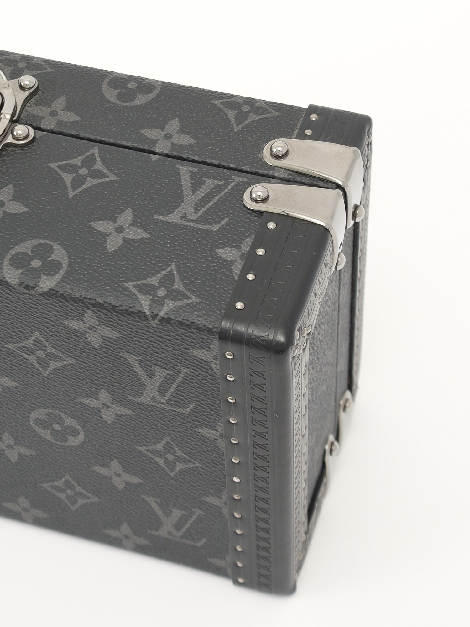 Louis Vuitton Case 7