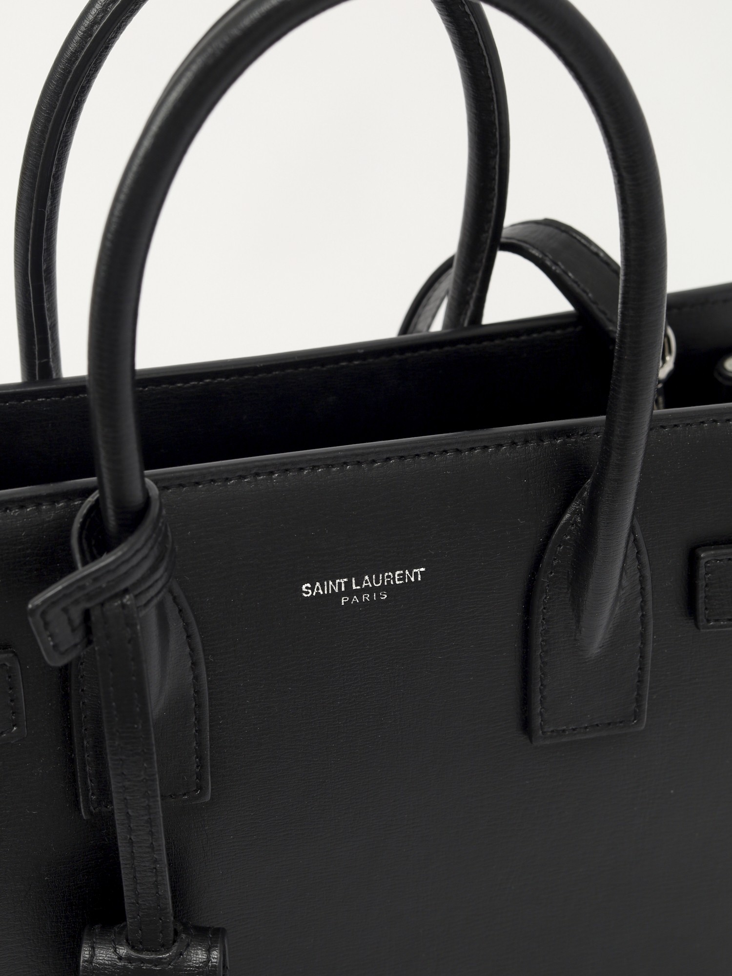 Saint Laurent Sac De Jour 5