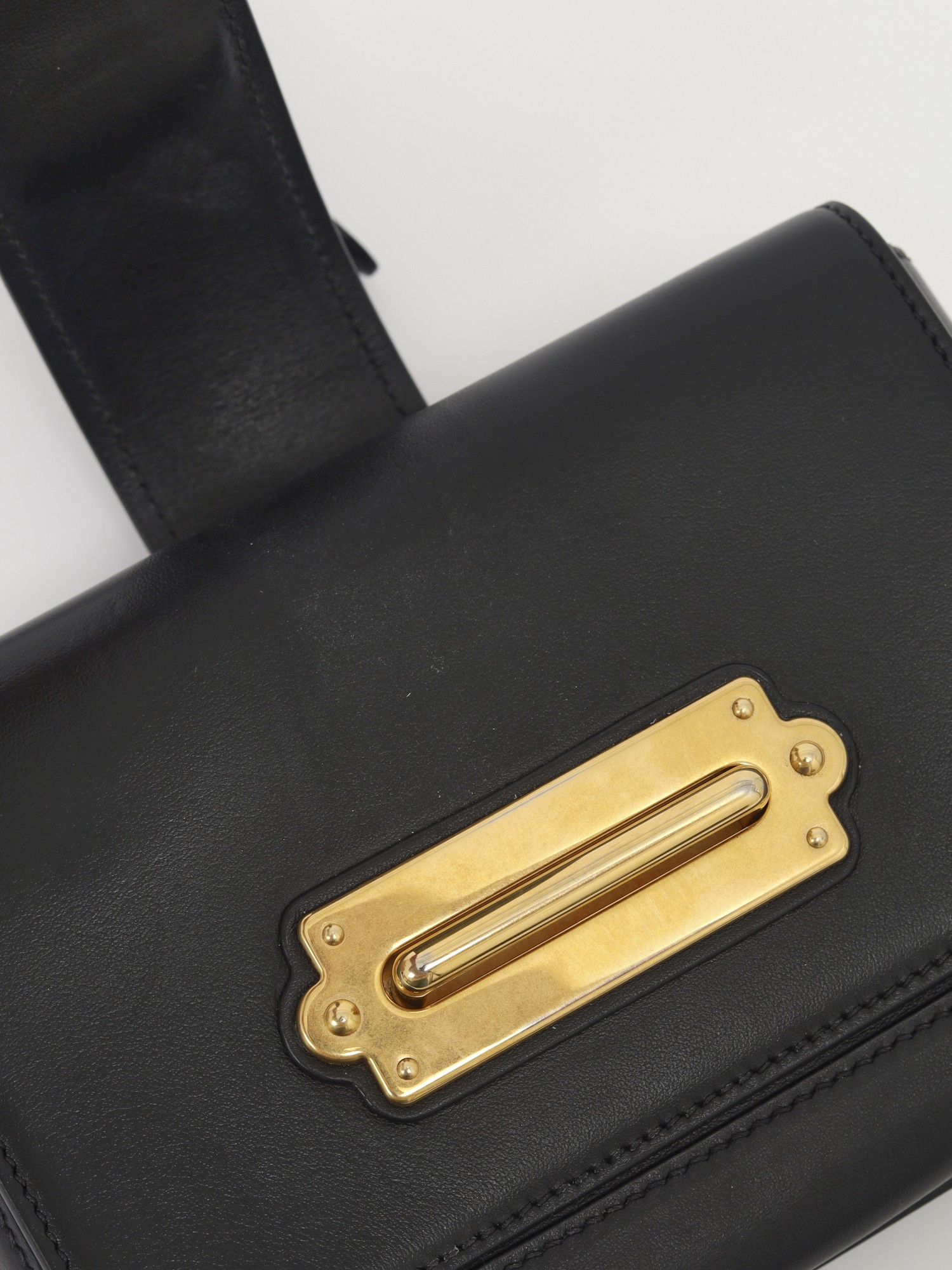 Prada Cahier  8