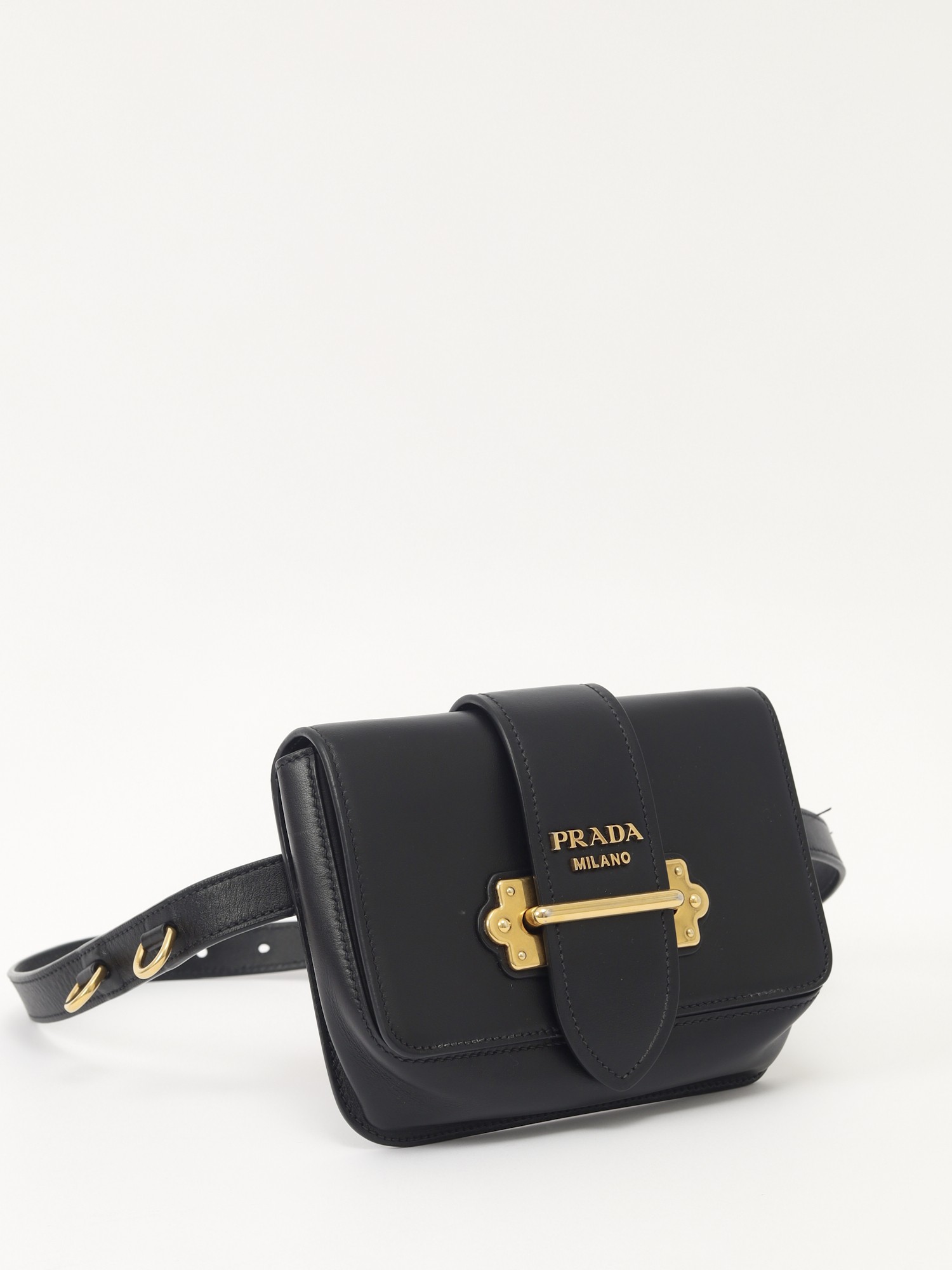 Prada Cahier  2