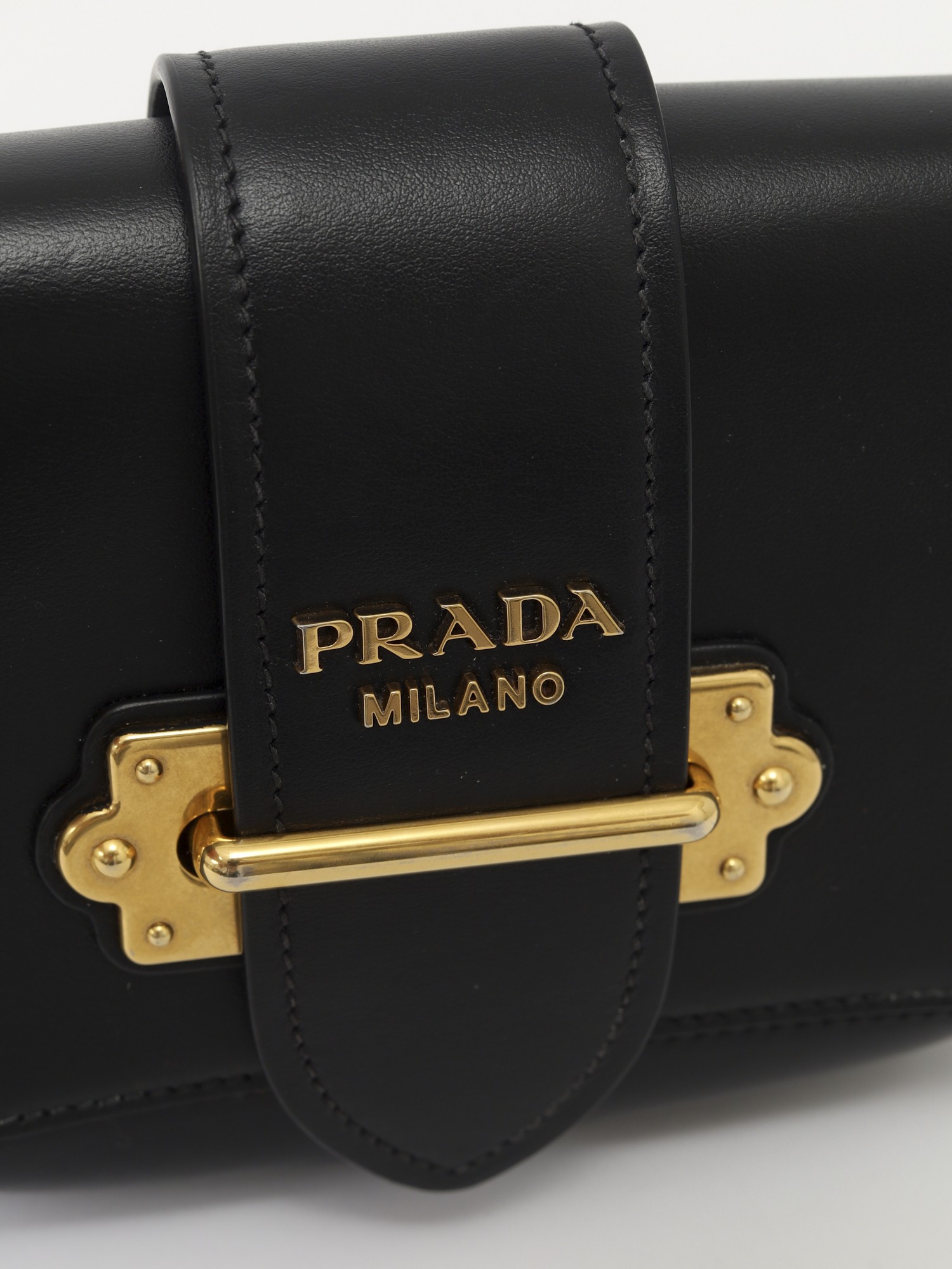 Prada Cahier  4