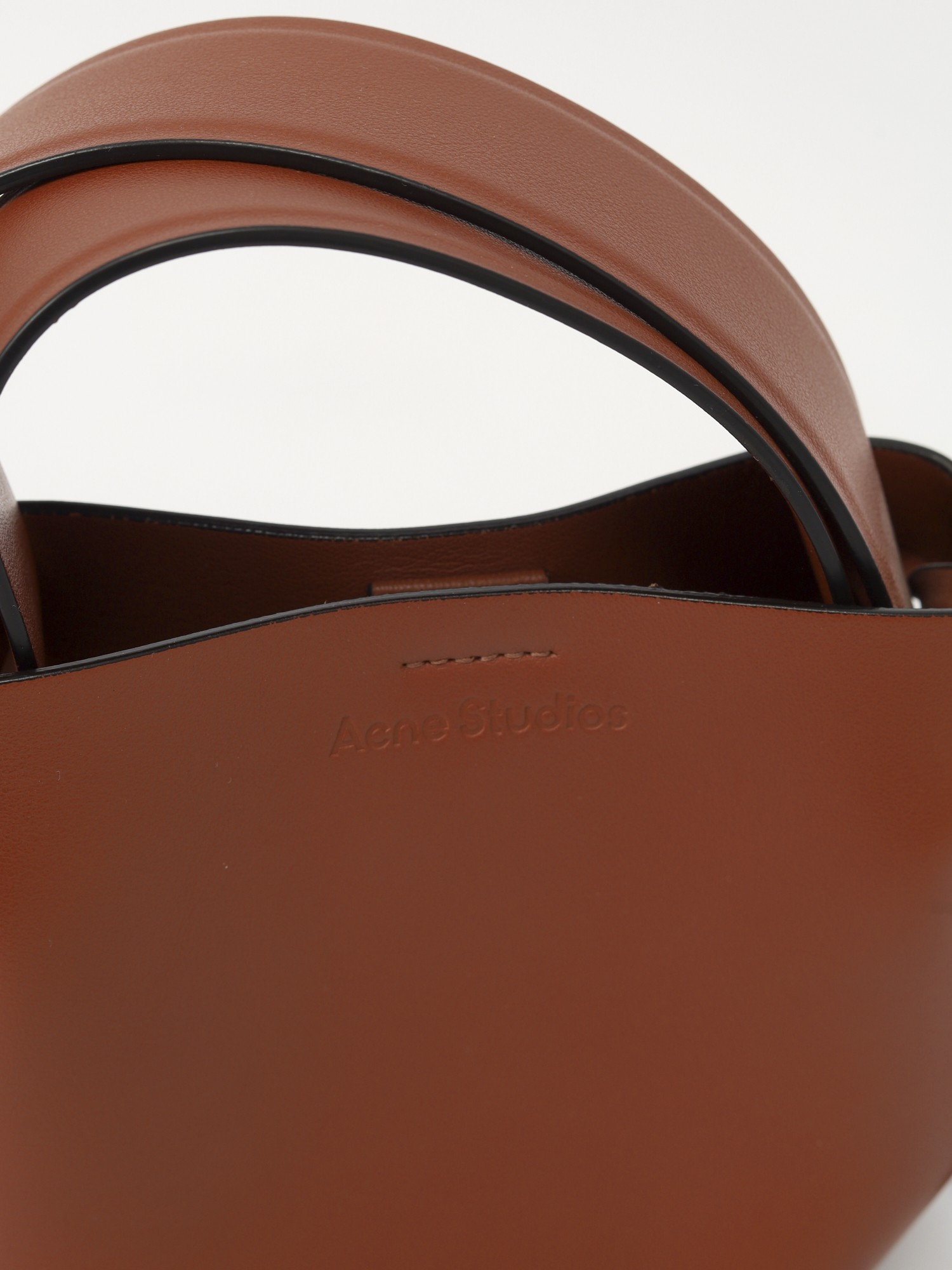 Acne Studios Musubi 5