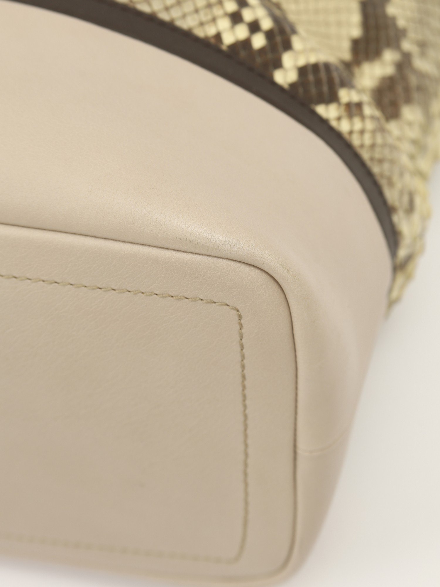 Bally Leather Bag  10
