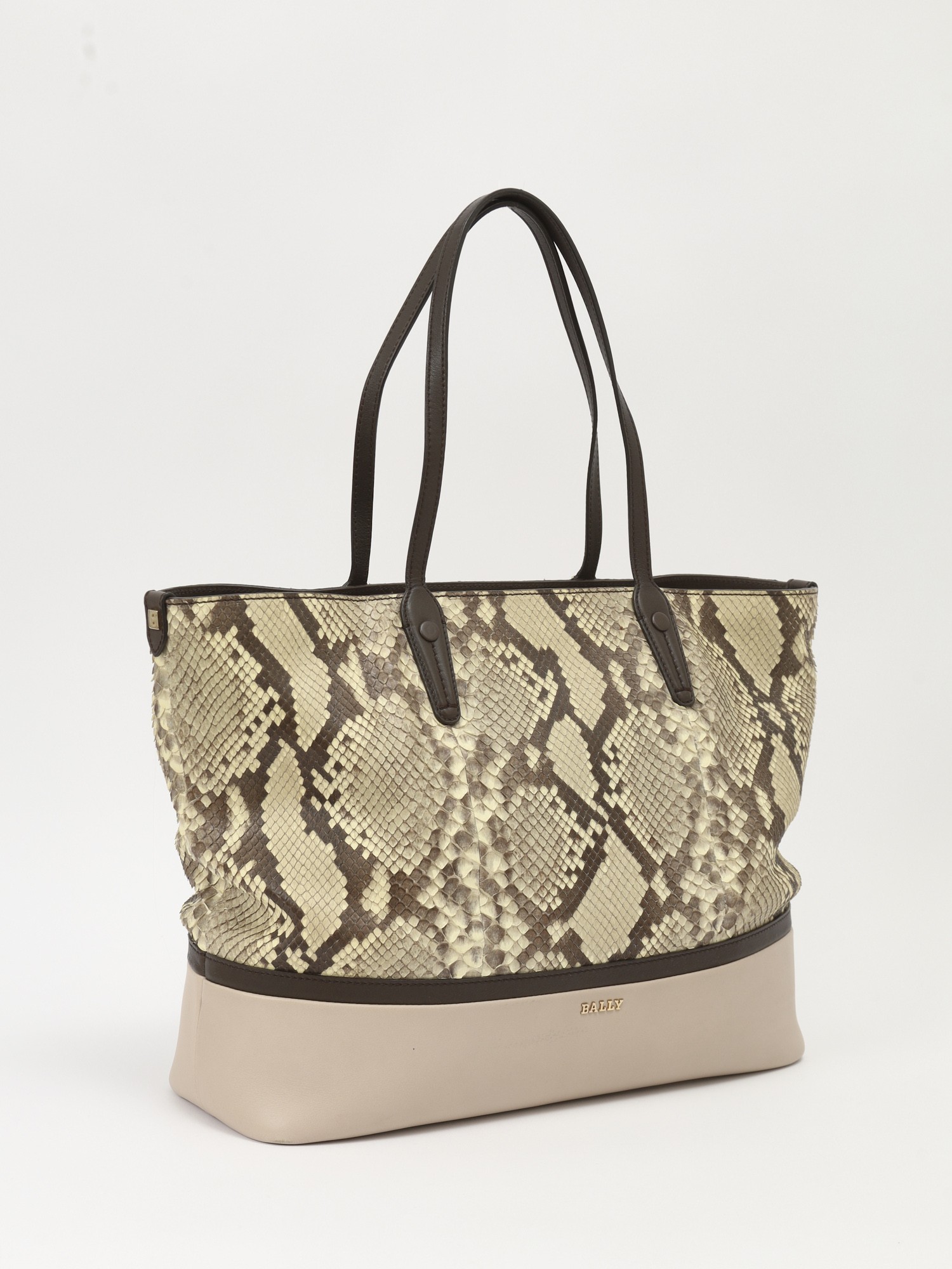Bally Leather Bag  2