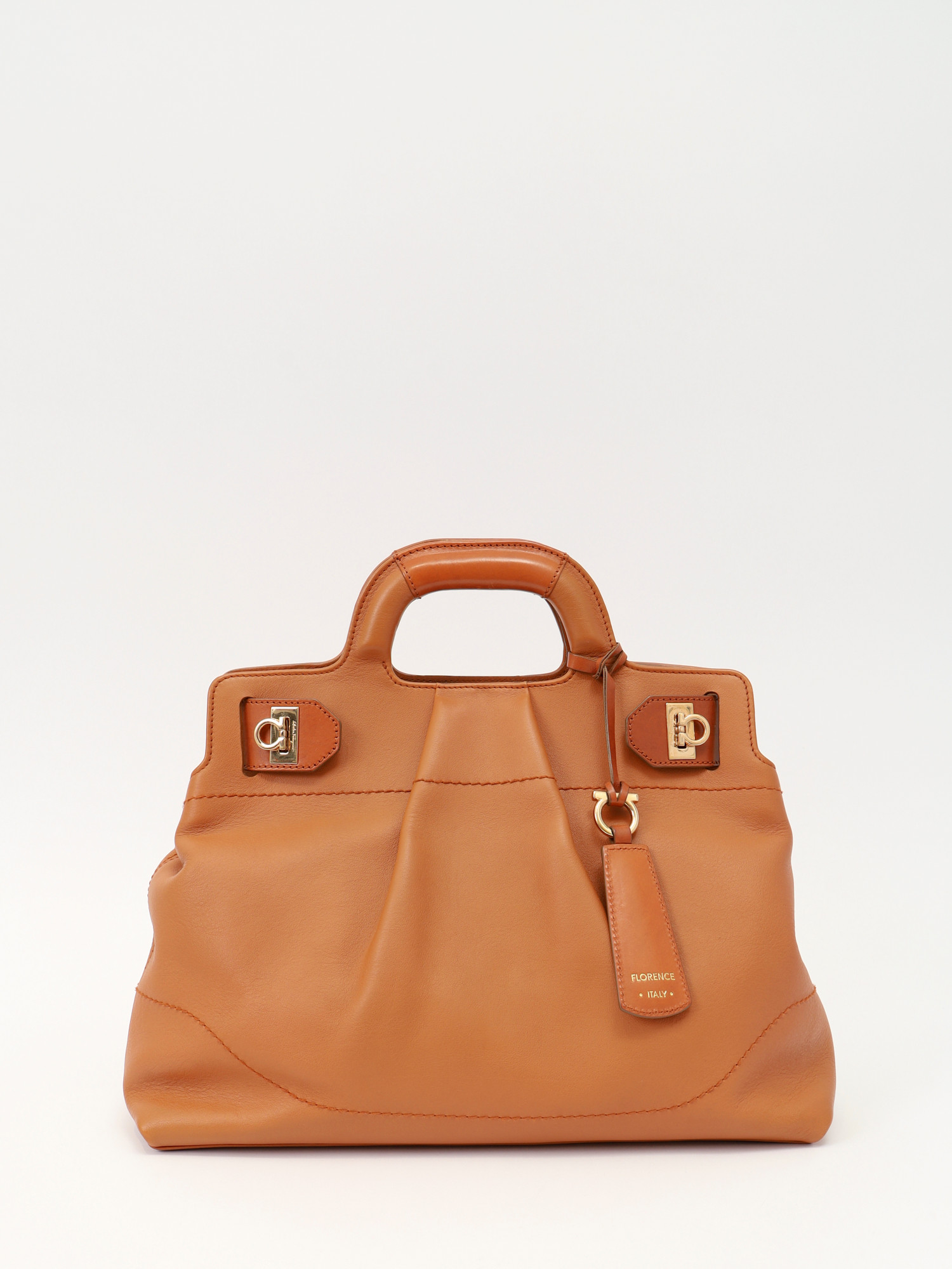 Salvatore Ferragamo Gancini 0