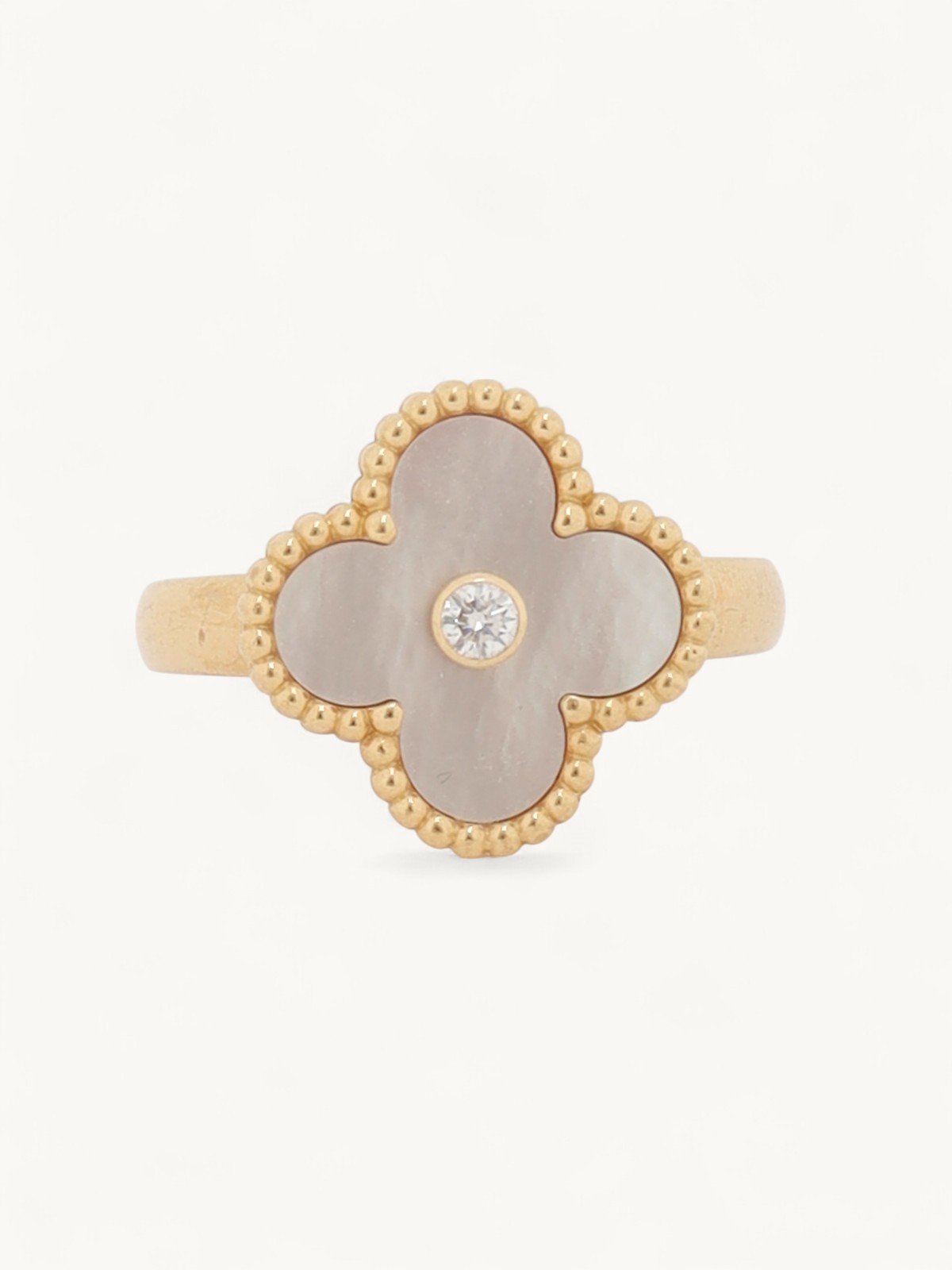 Van Cleef & Arpels Alhambra 0