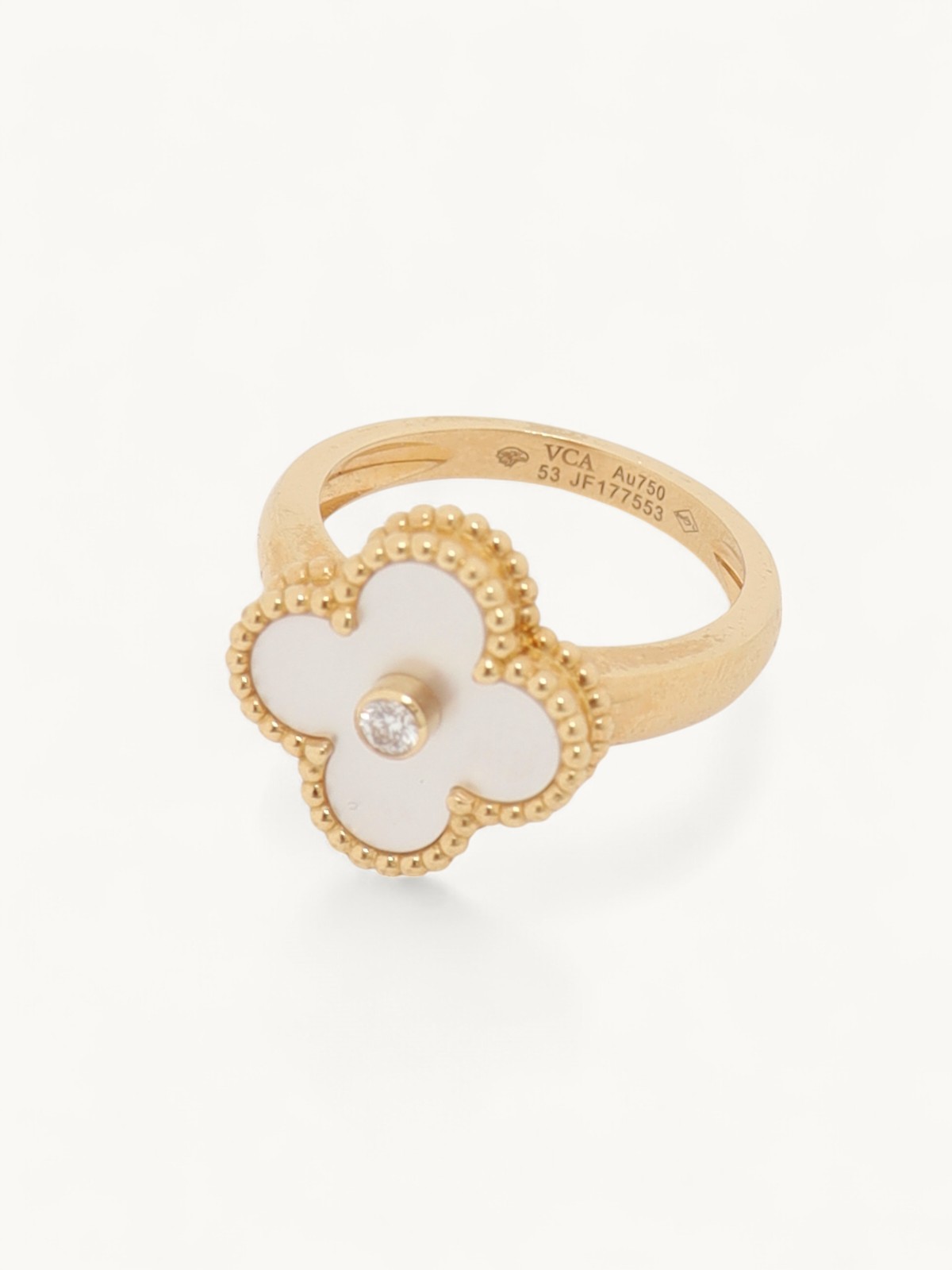 Van Cleef & Arpels Alhambra 4