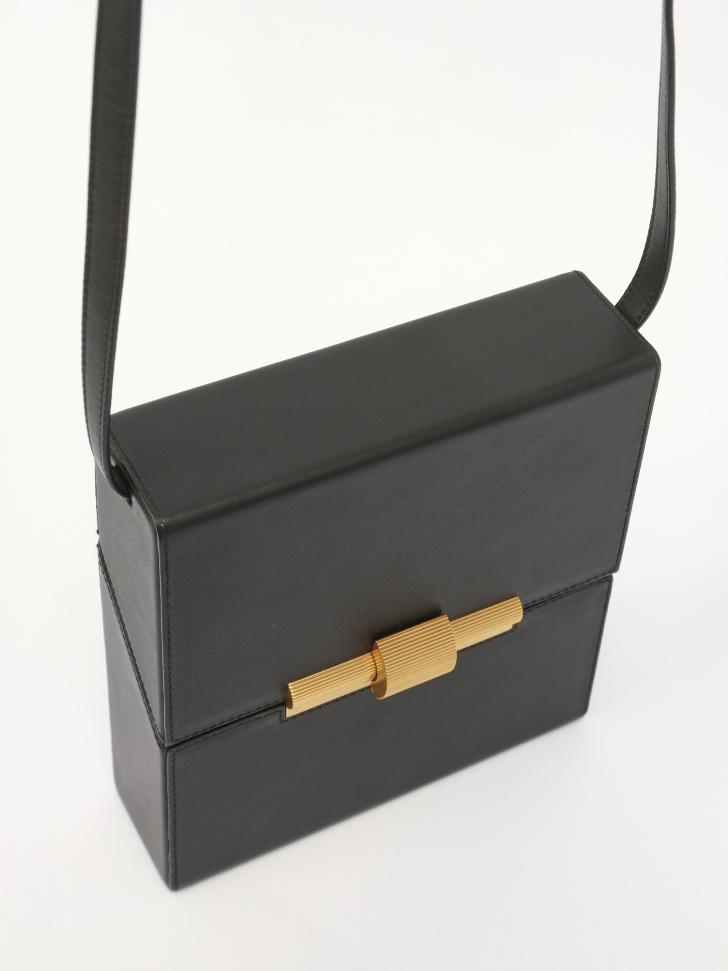 Bottega Veneta Daisey 4