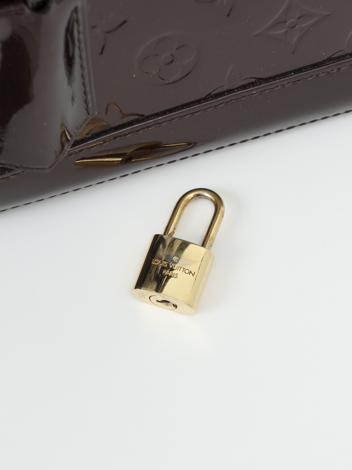 Louis Vuitton Alma 10