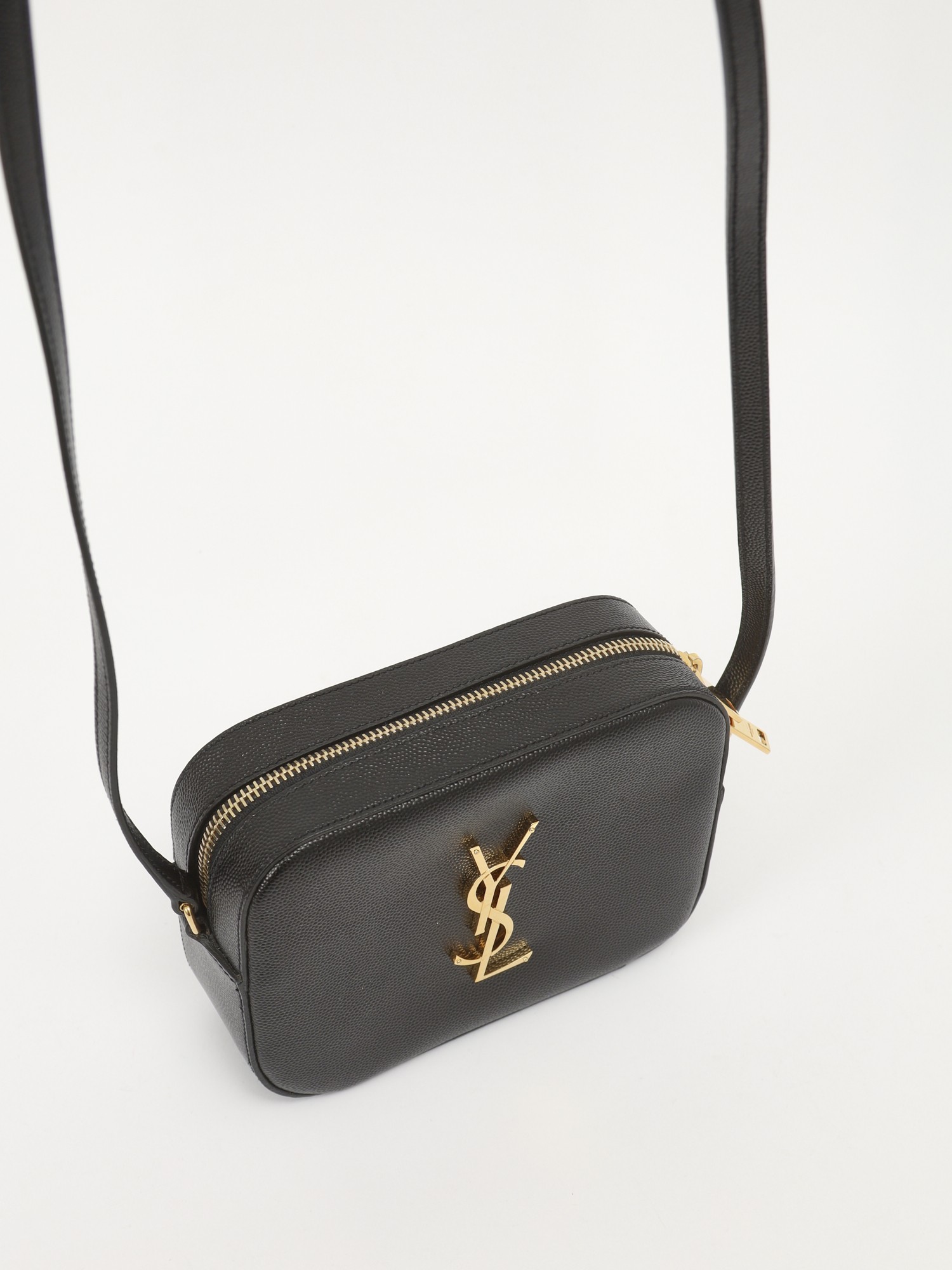 Saint Laurent Camera  4