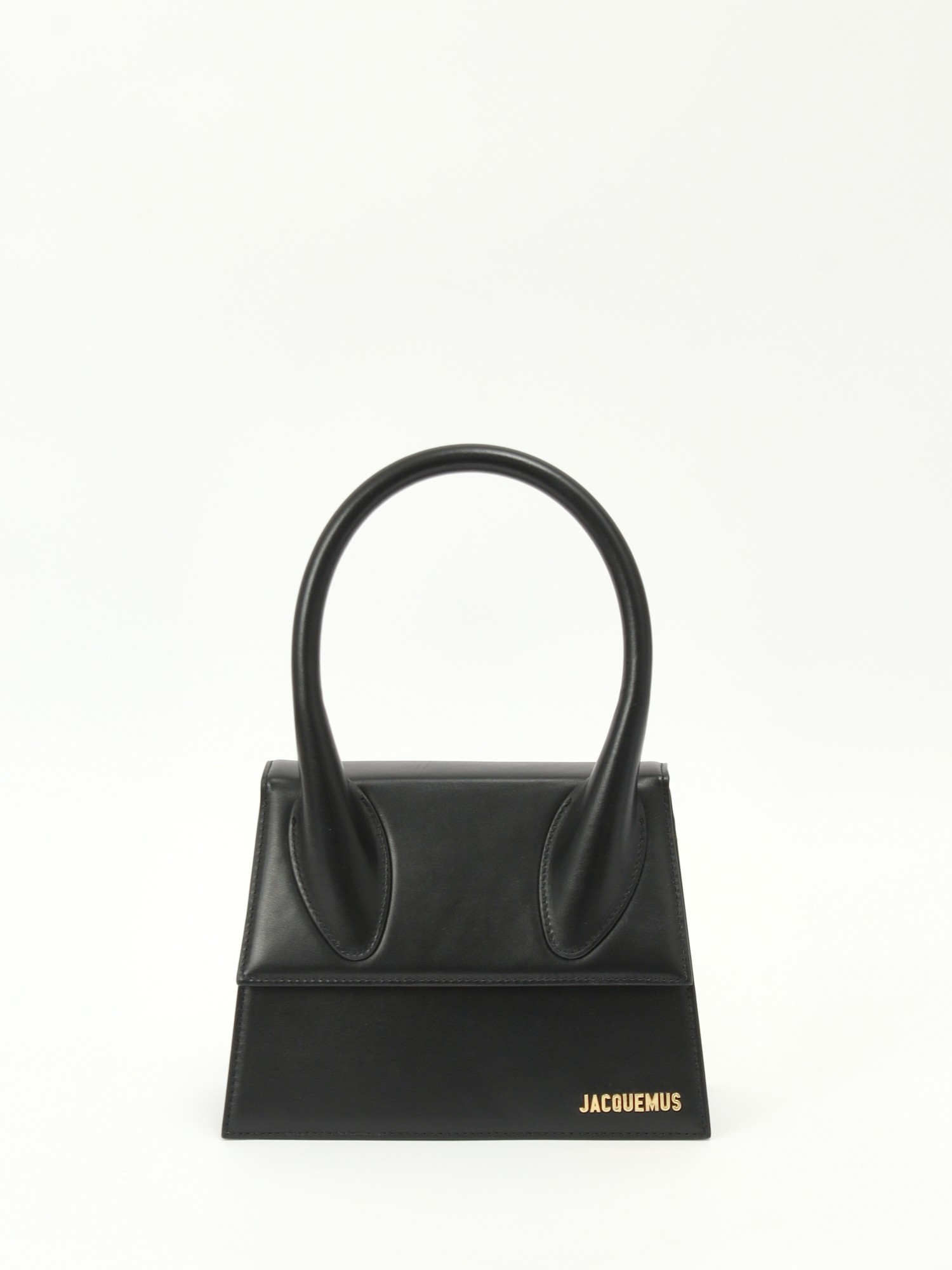 Jacquemus Le Chiquito 0