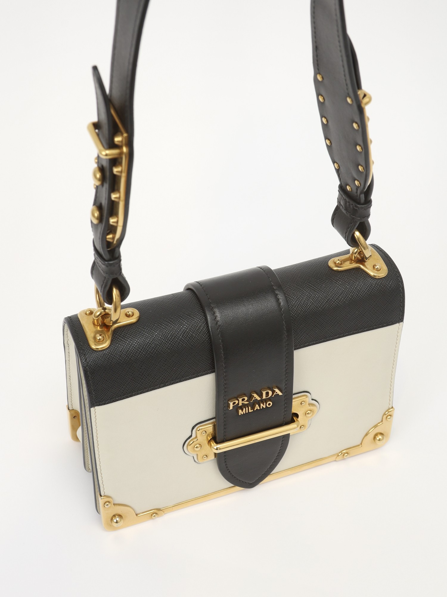 Prada Cahier 4