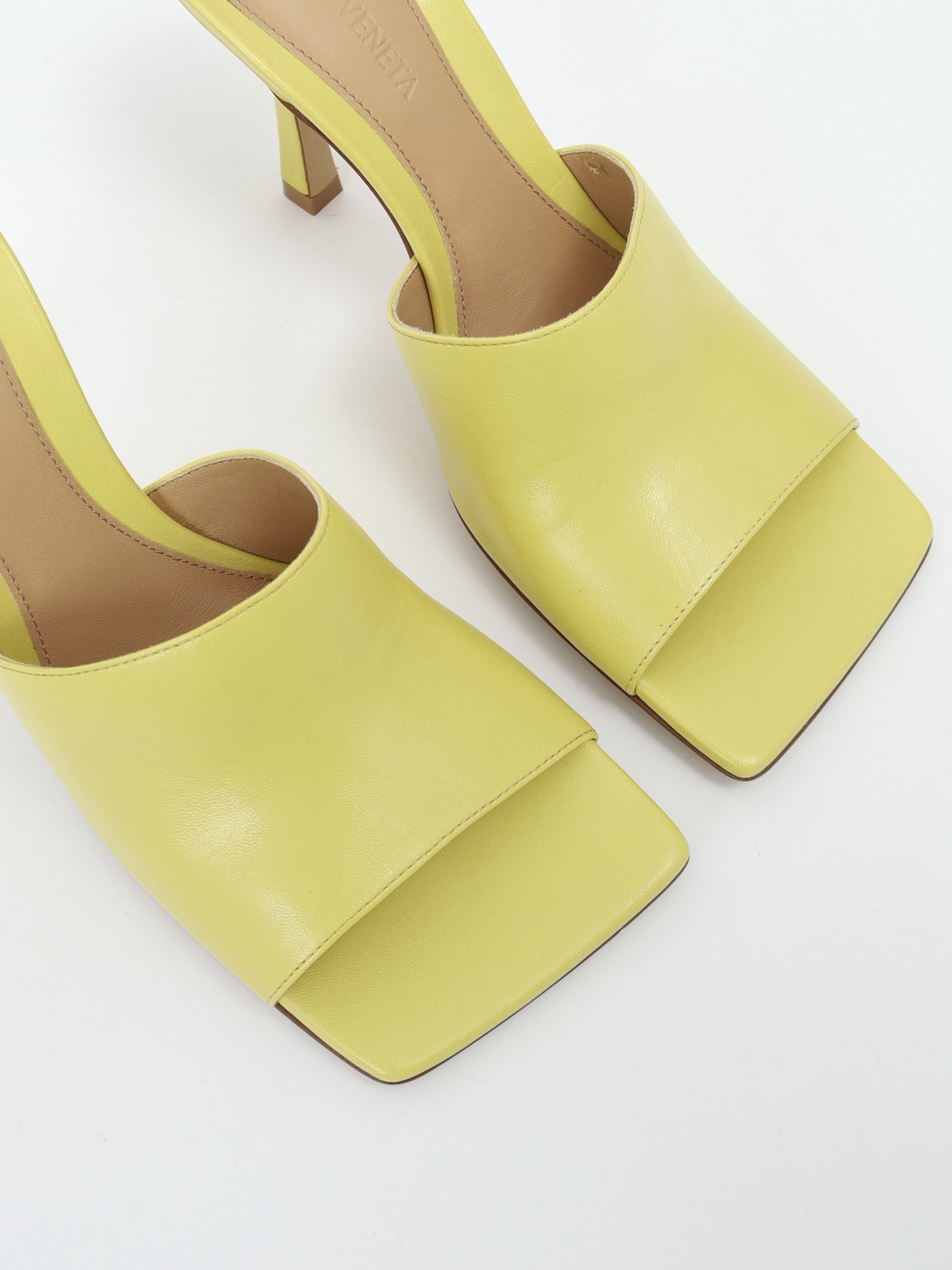 Bottega Veneta Shoes 36.5 7