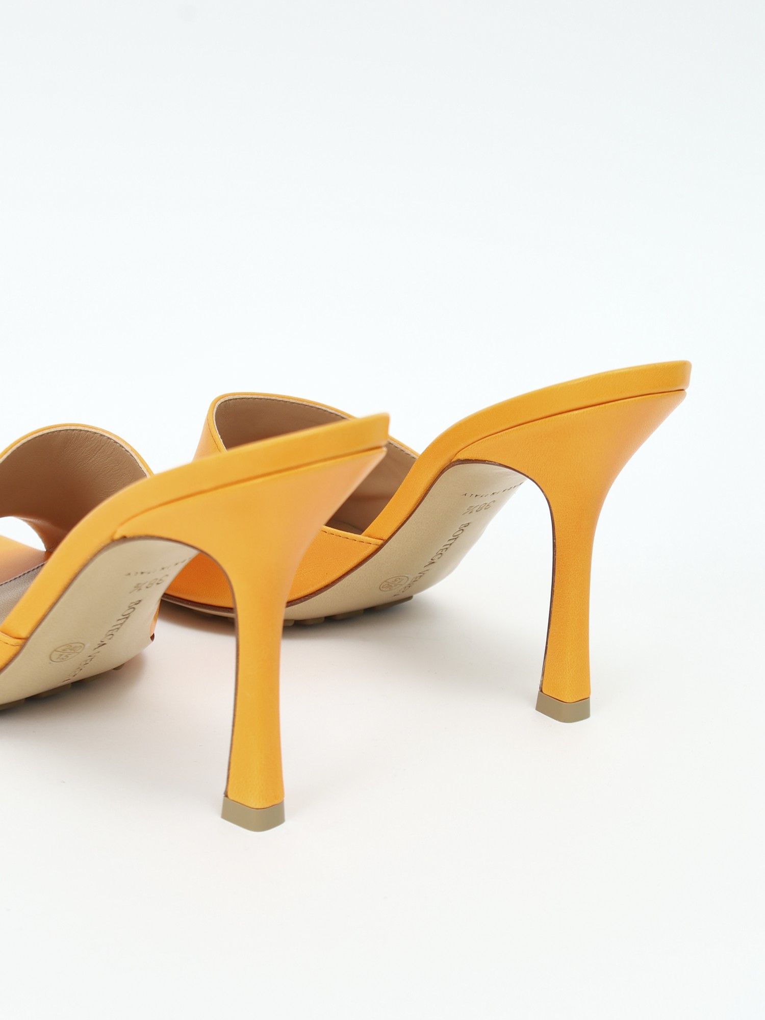 Bottega Veneta Shoes 38.5 8