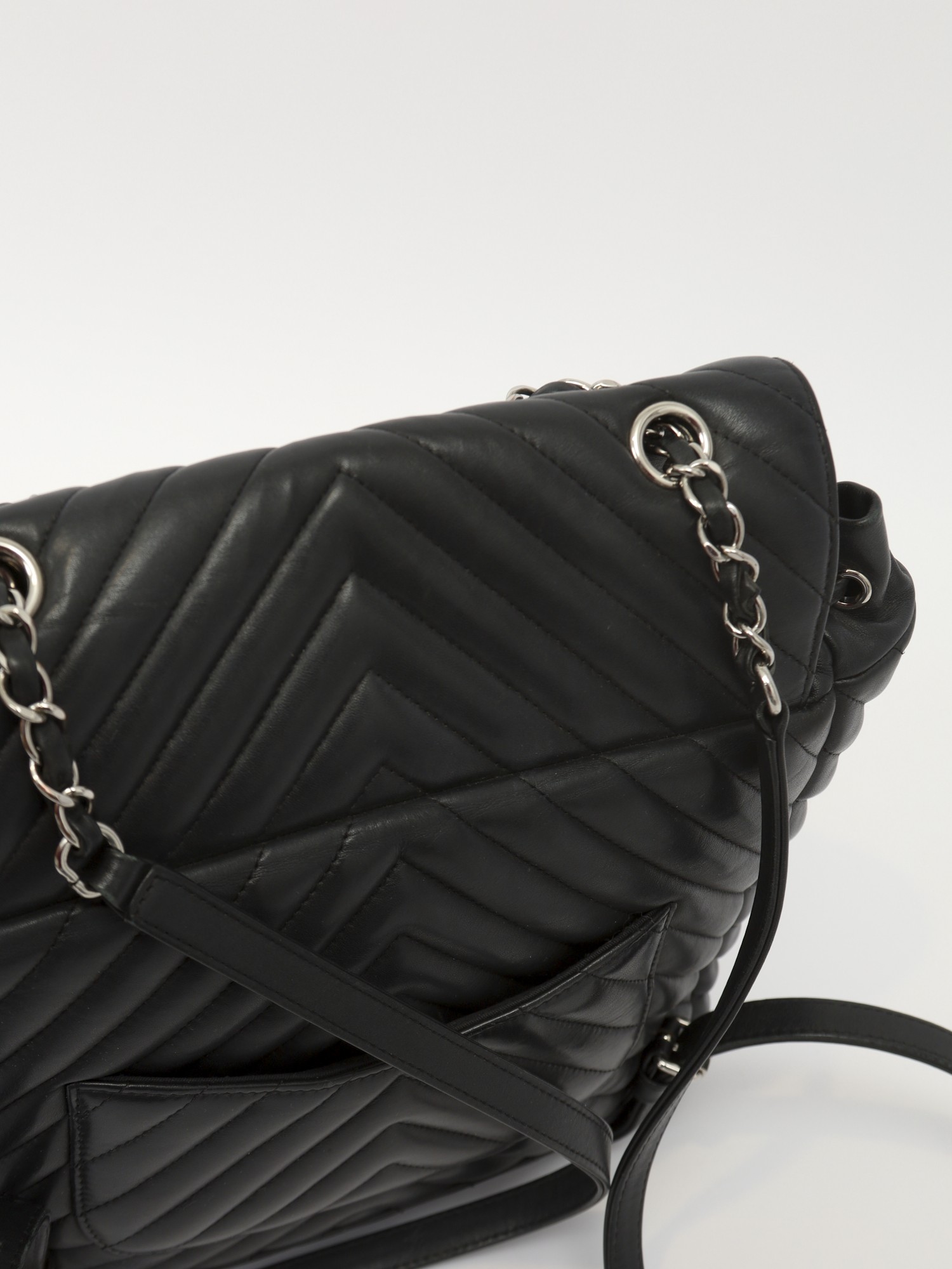 Chanel Urban Spirit 6