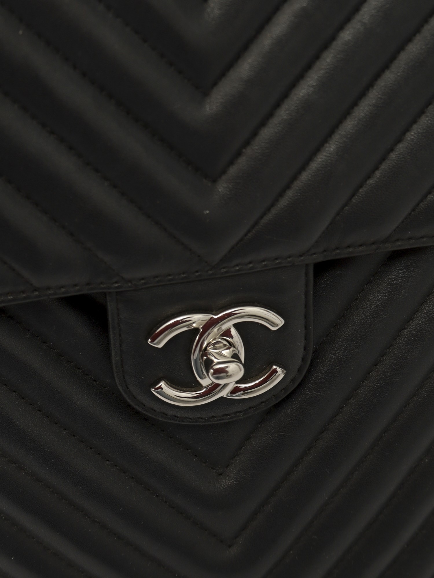 Chanel Urban Spirit 4