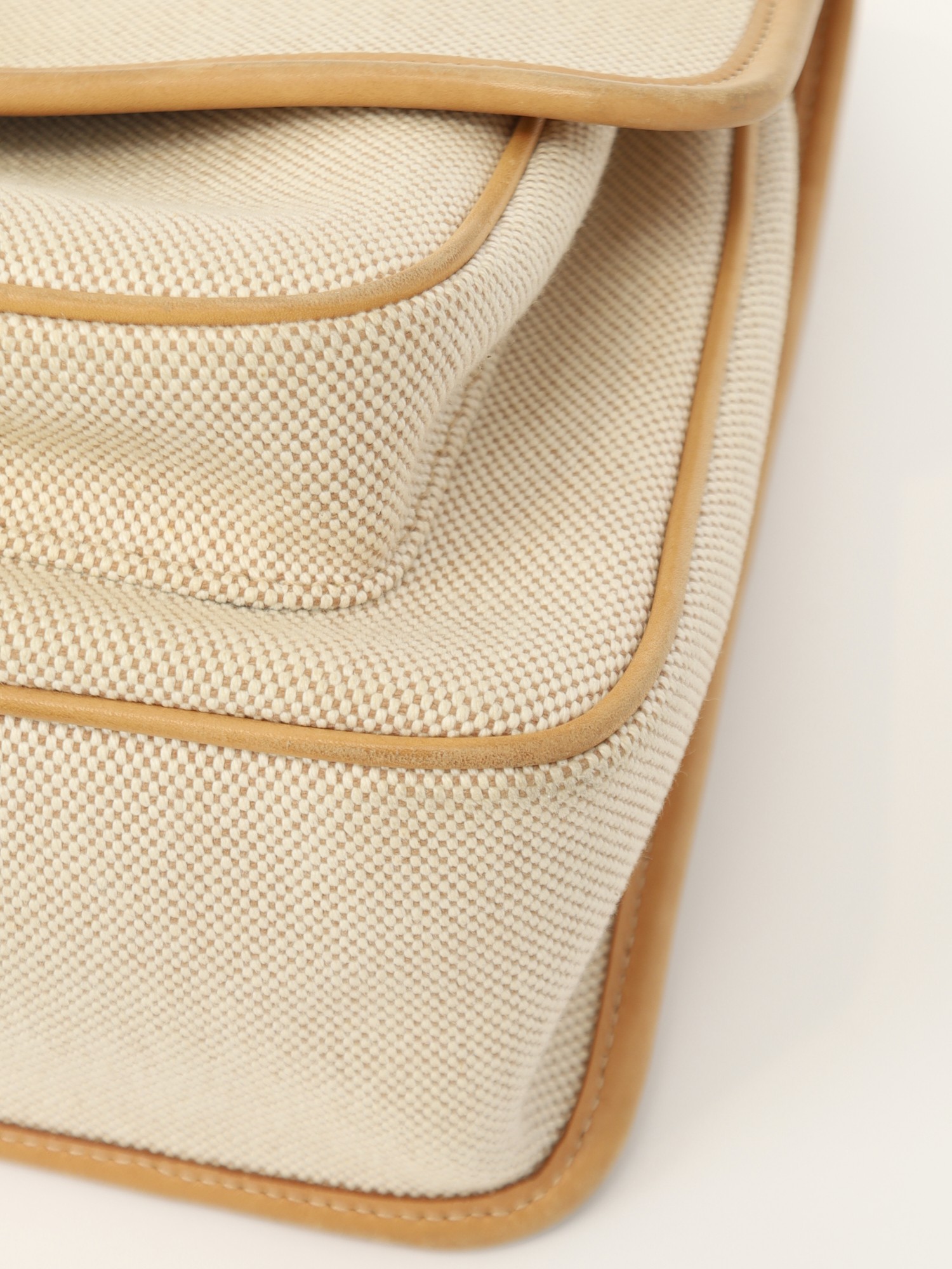 Saint Laurent Niki 8