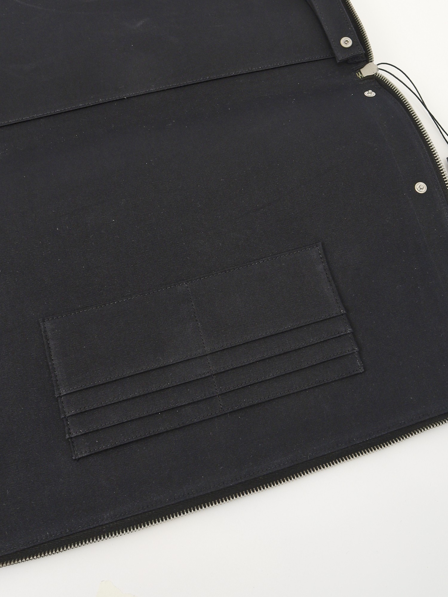 Saint Laurent Case 9