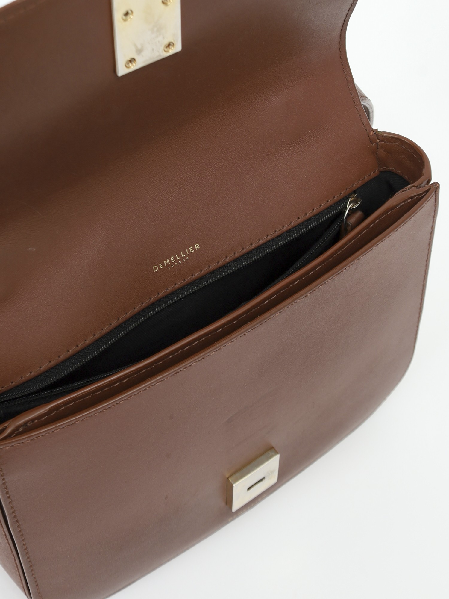 DeMellier Vancouver 9