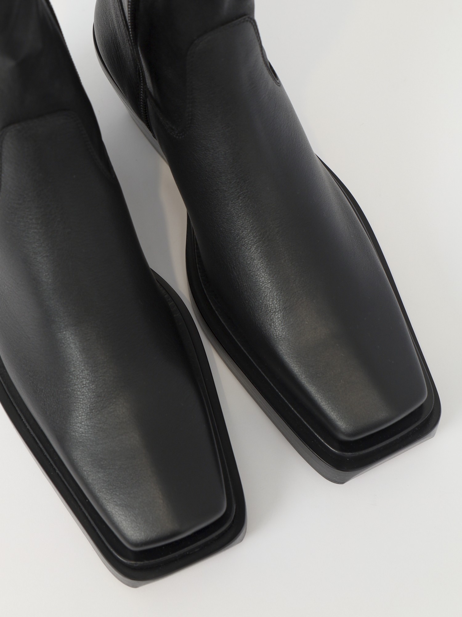 Bottega Veneta Shoes 36 5