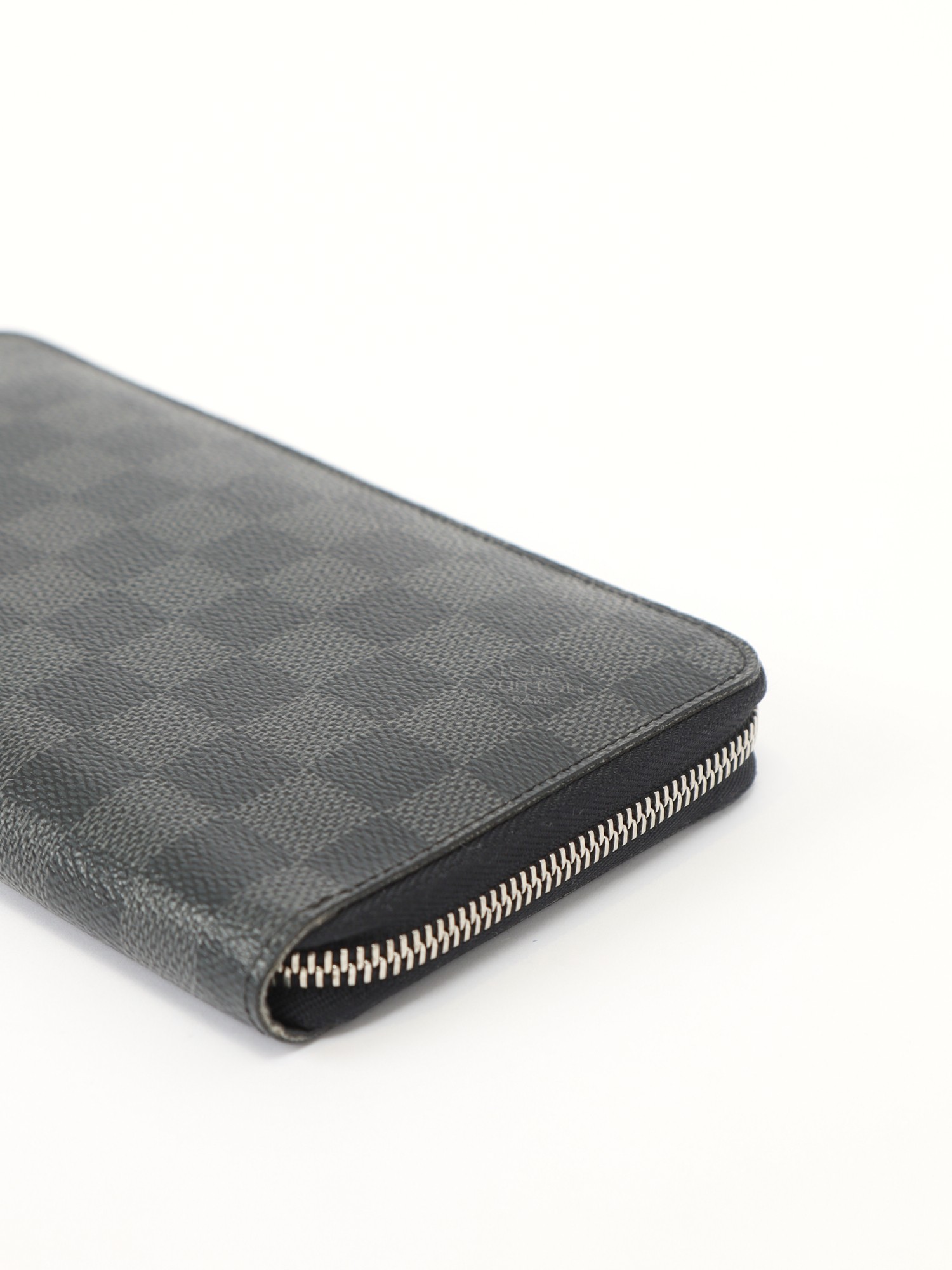 Louis Vuitton Wallet 4