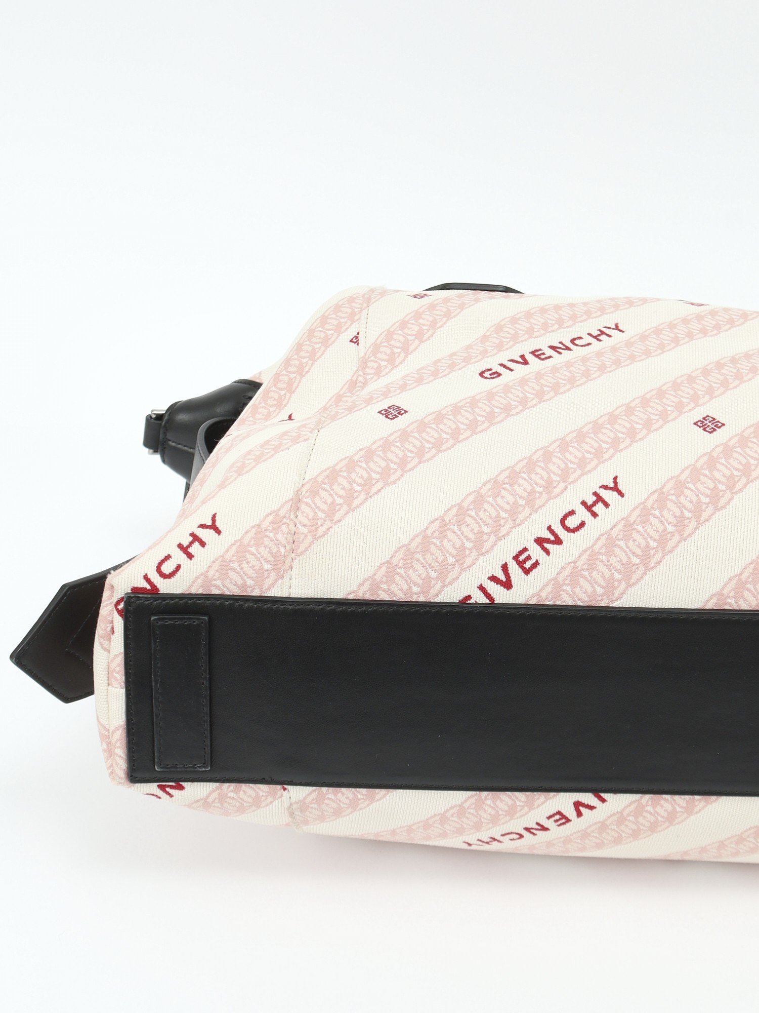 Givenchy Antigona  8