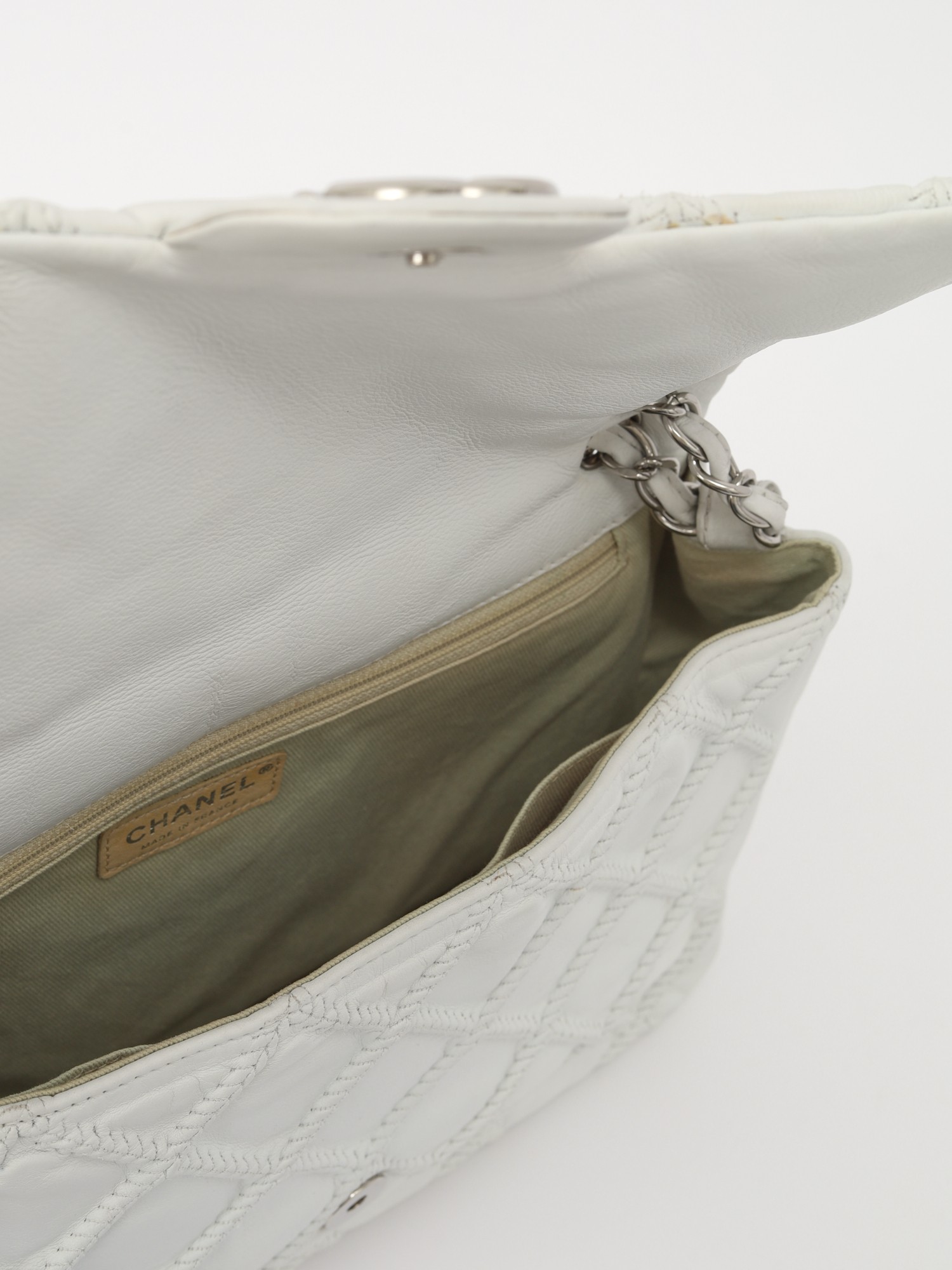 Chanel Timeless Classic  10