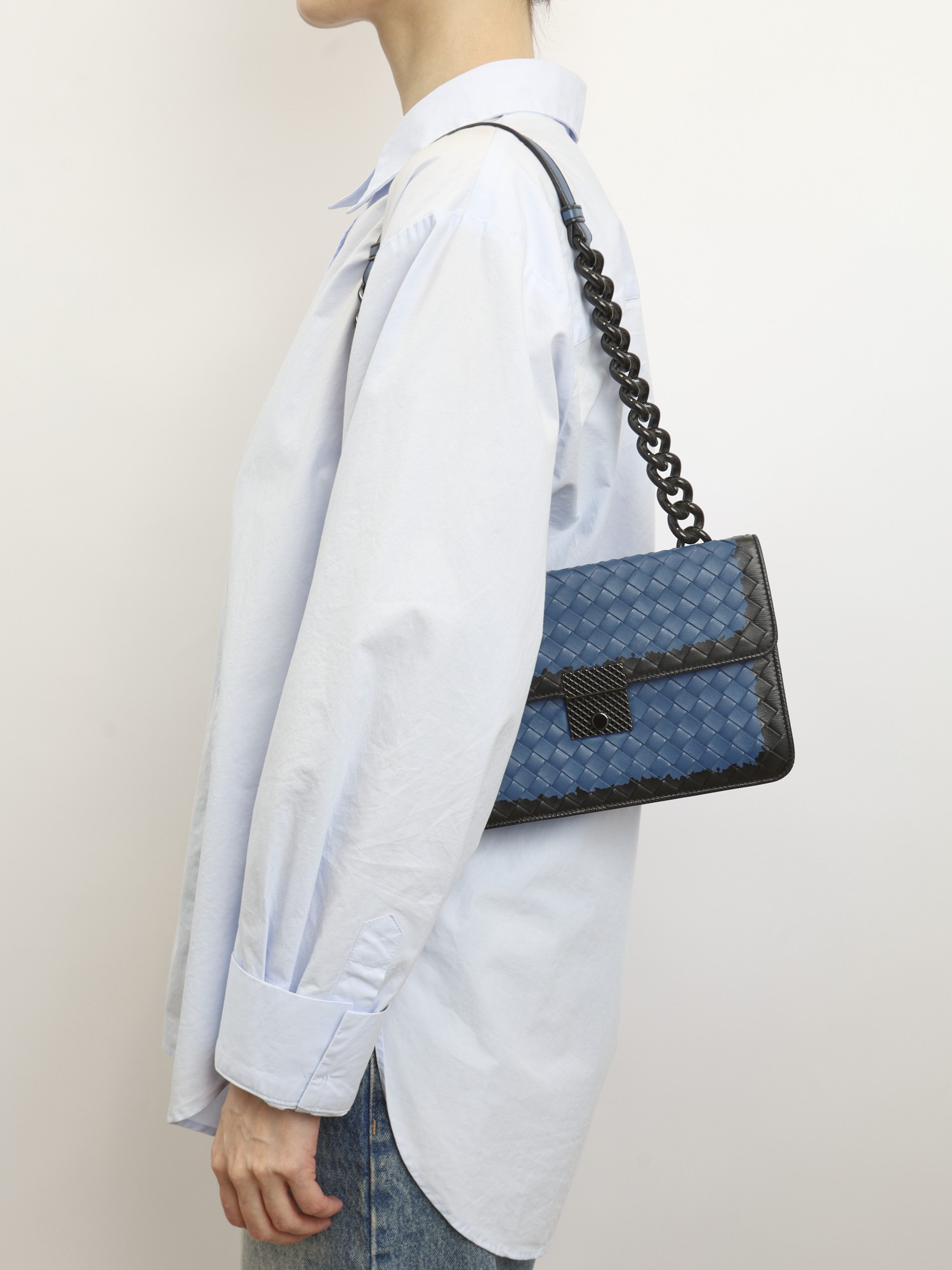 Bottega Veneta Leather Bag 1