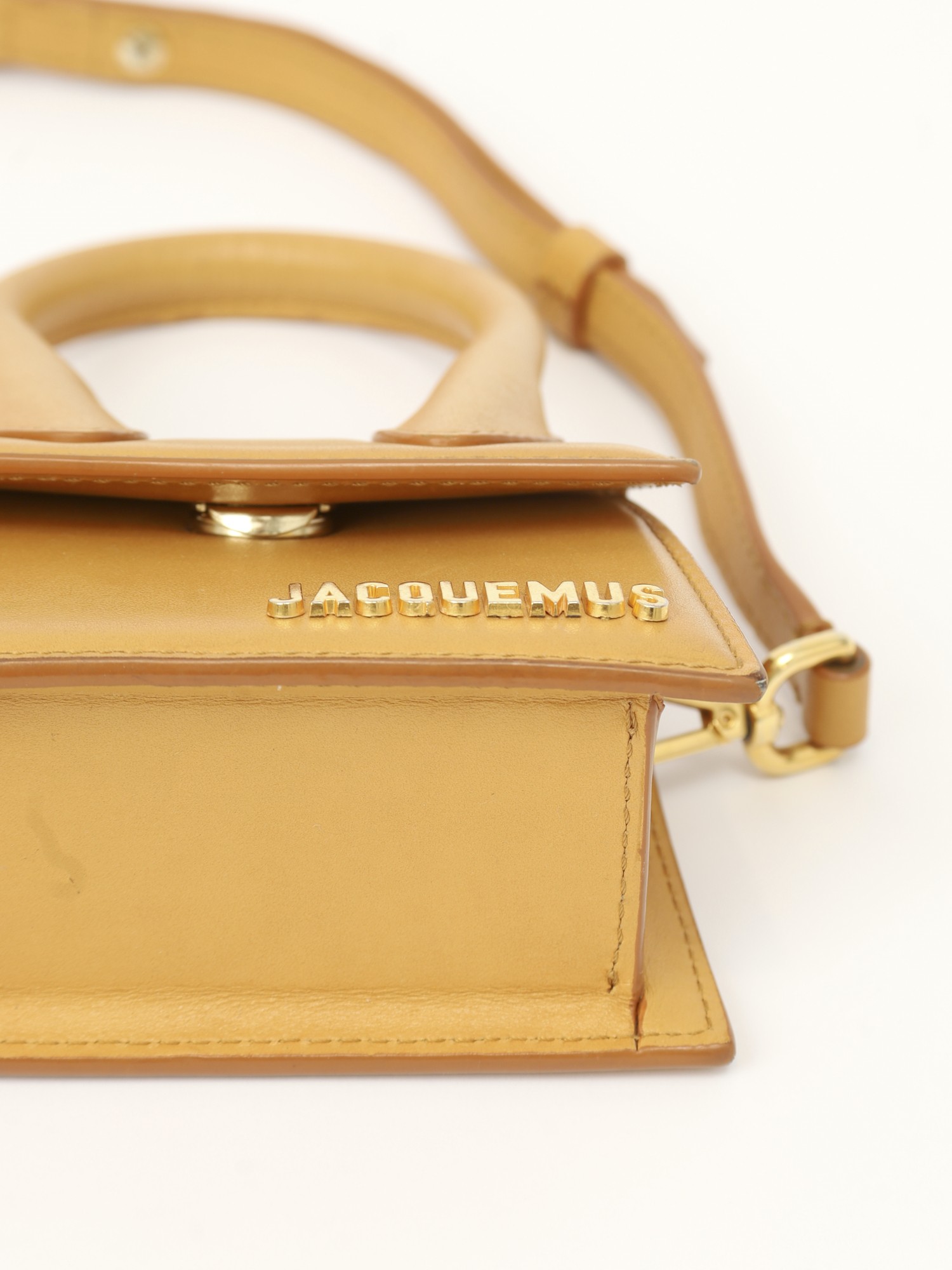 Jacquemus Le Chiquito 9