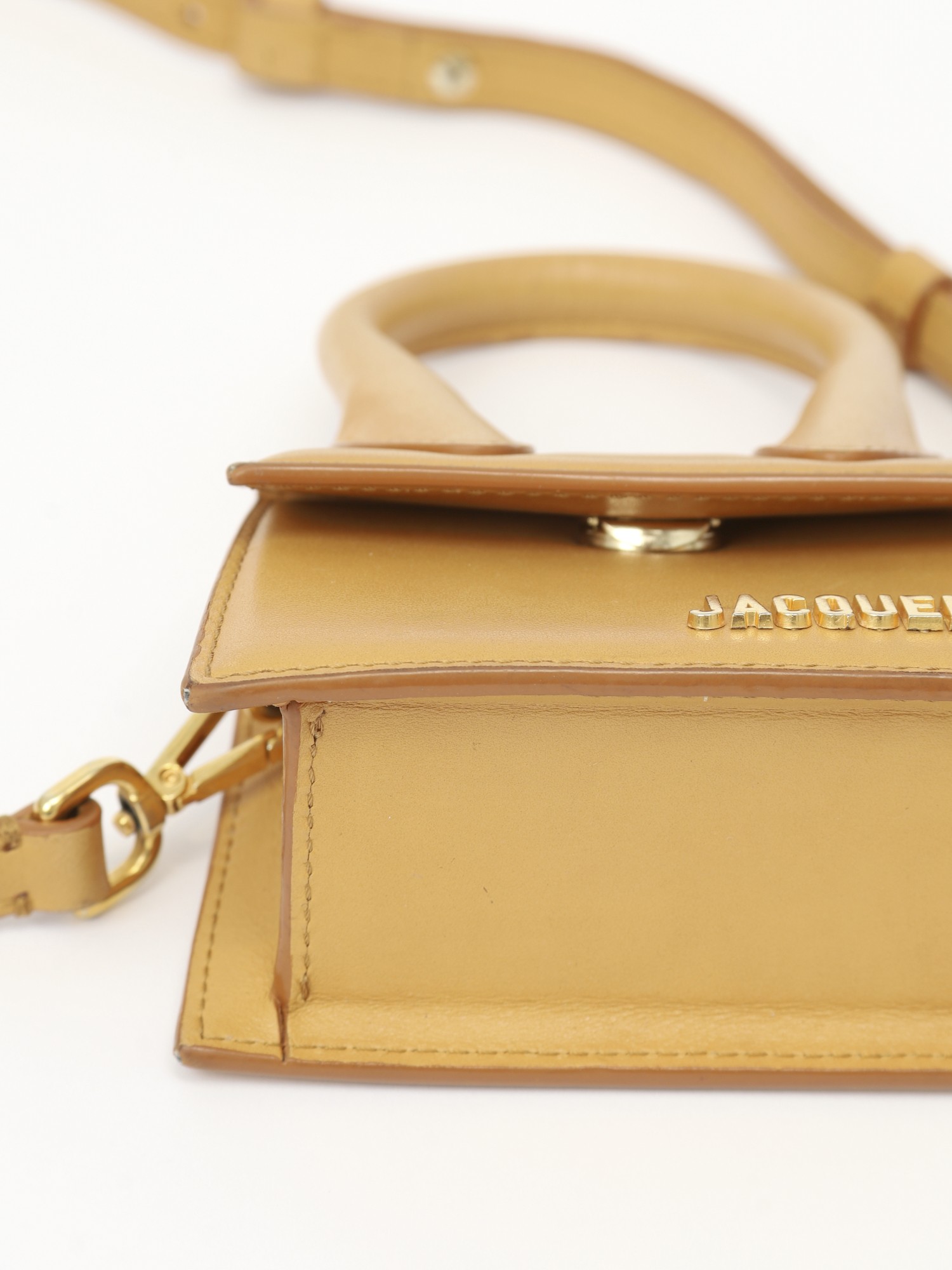 Jacquemus Le Chiquito 8