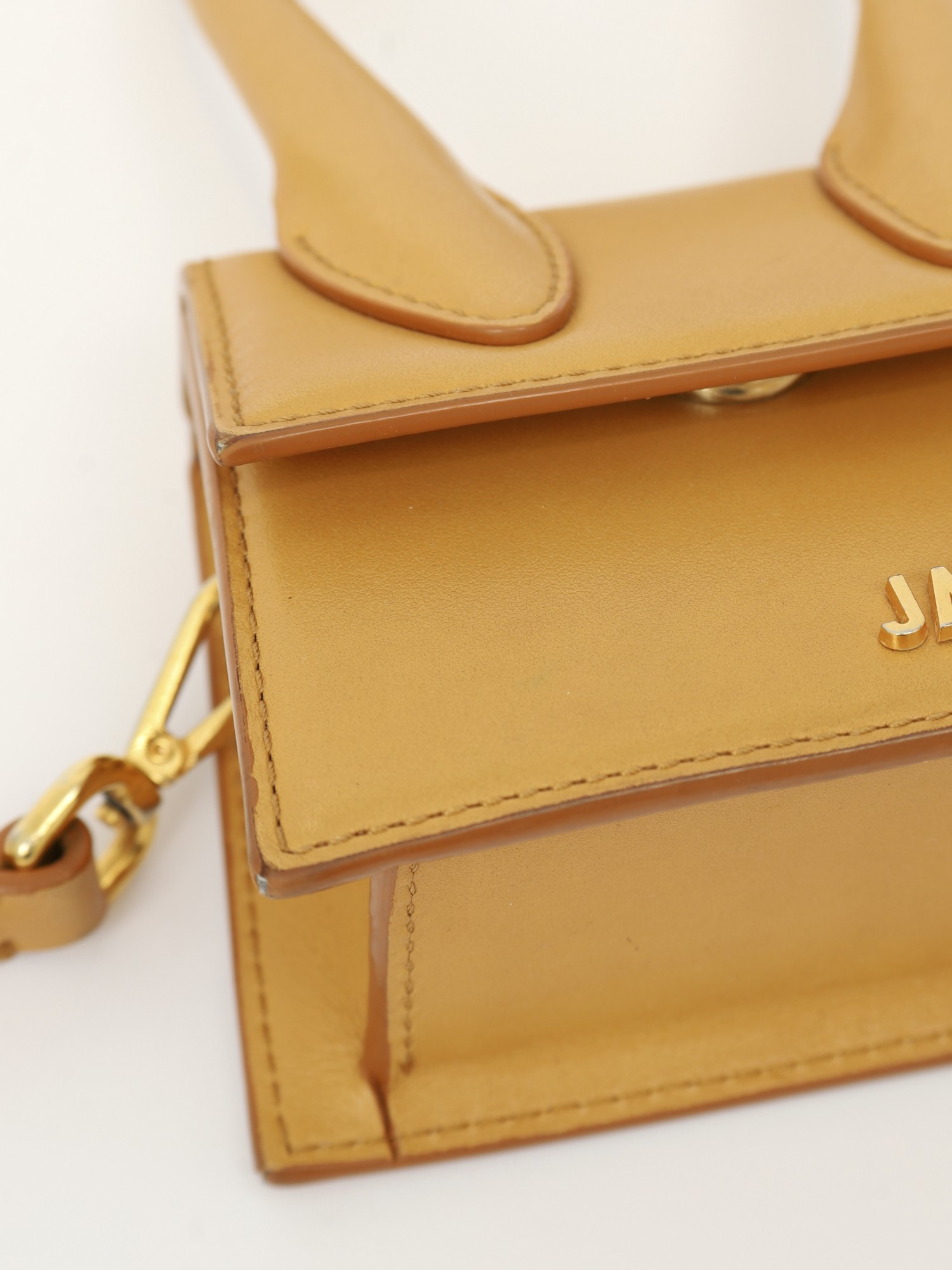 Jacquemus Le Chiquito 10