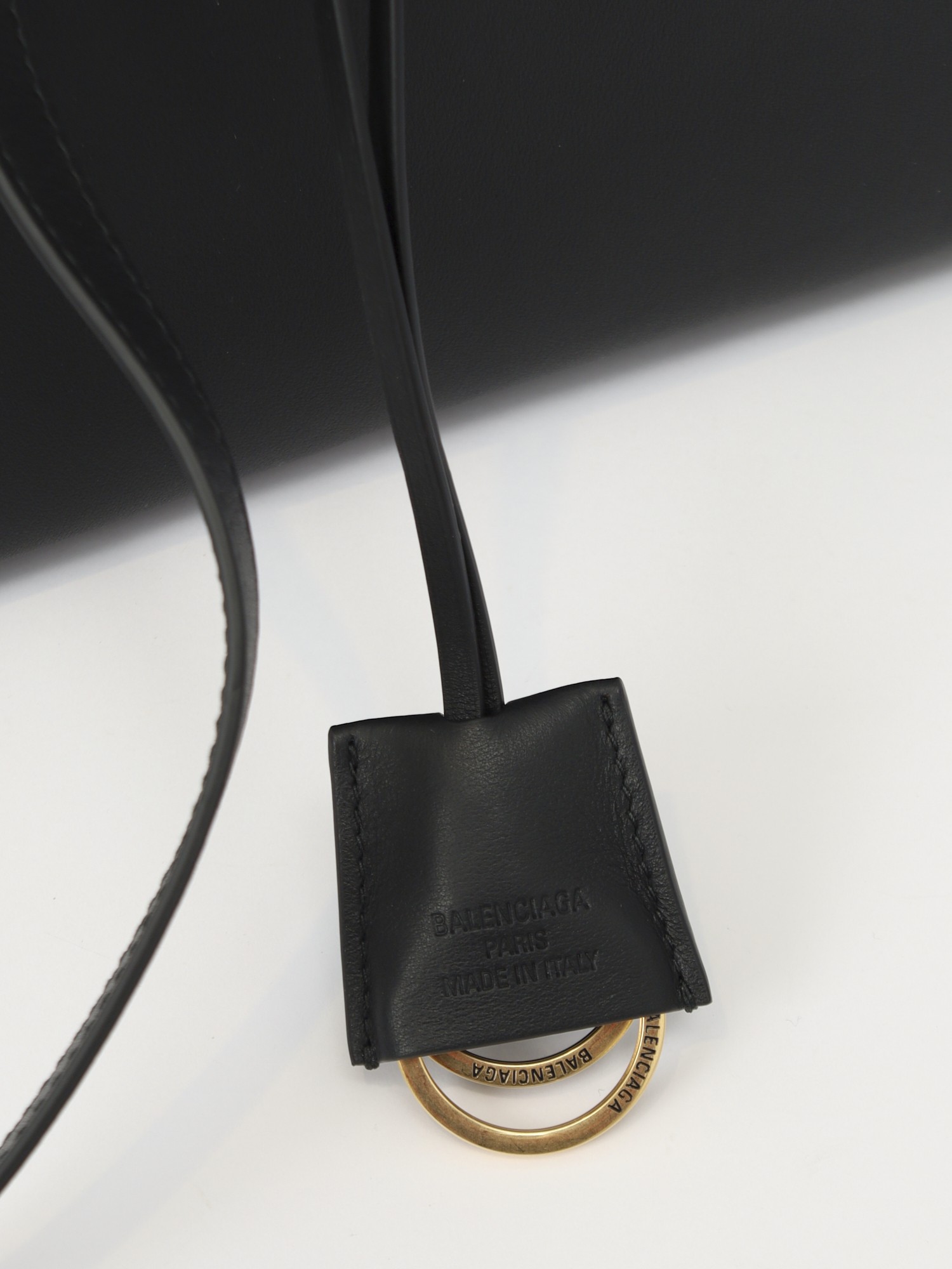 Balenciaga Hampton 5