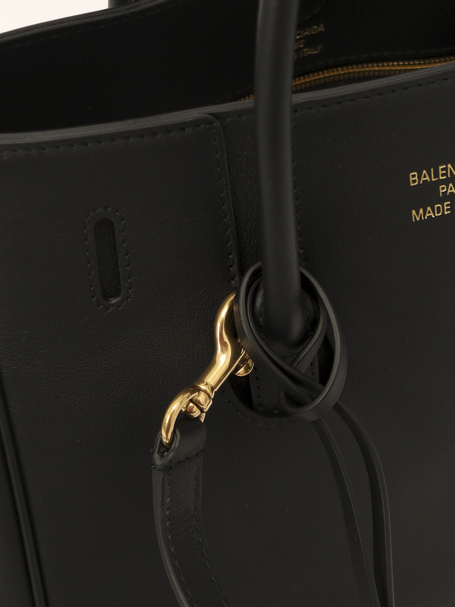 Balenciaga Hampton 6