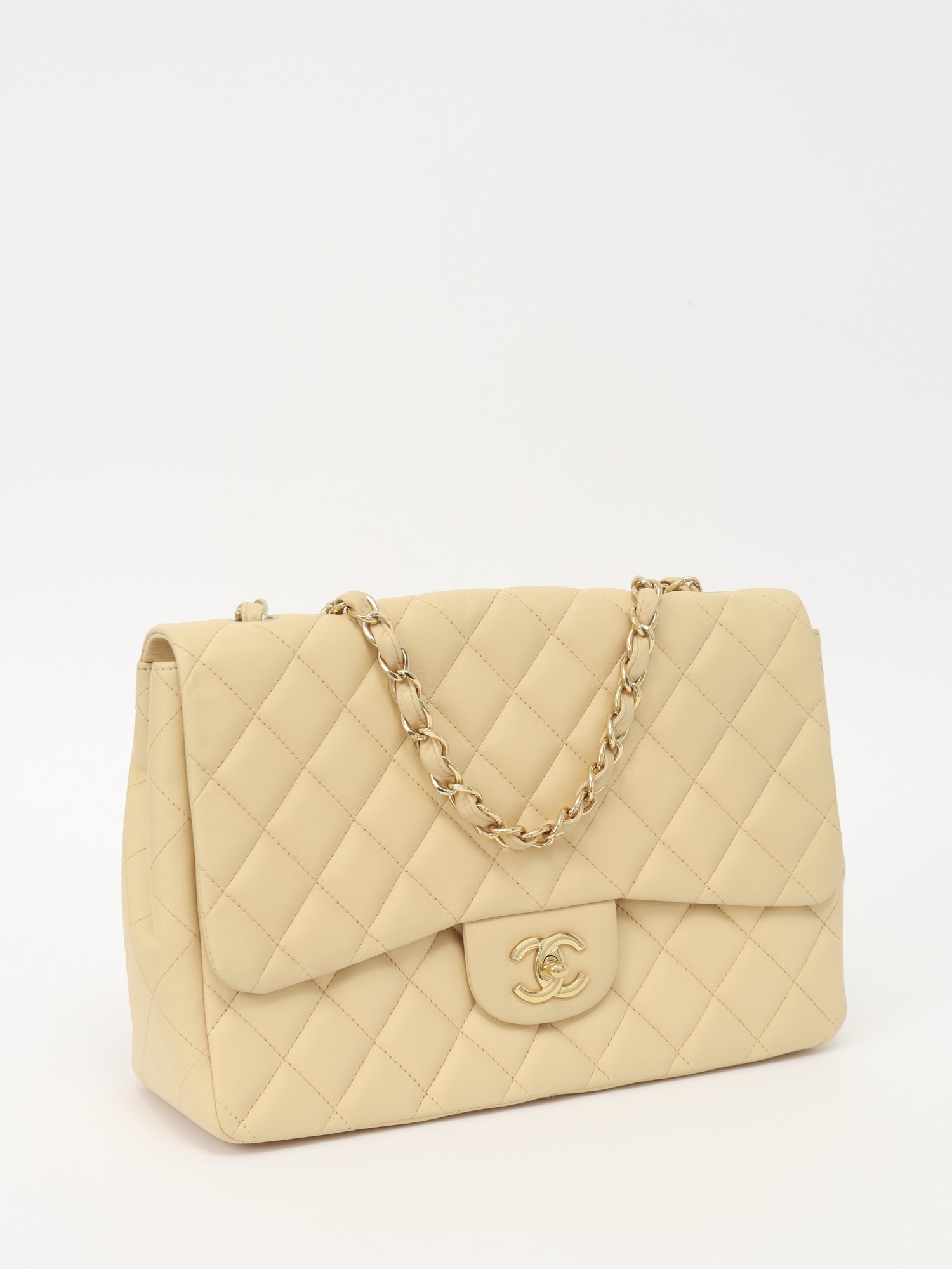 Chanel Timeless Classic 2